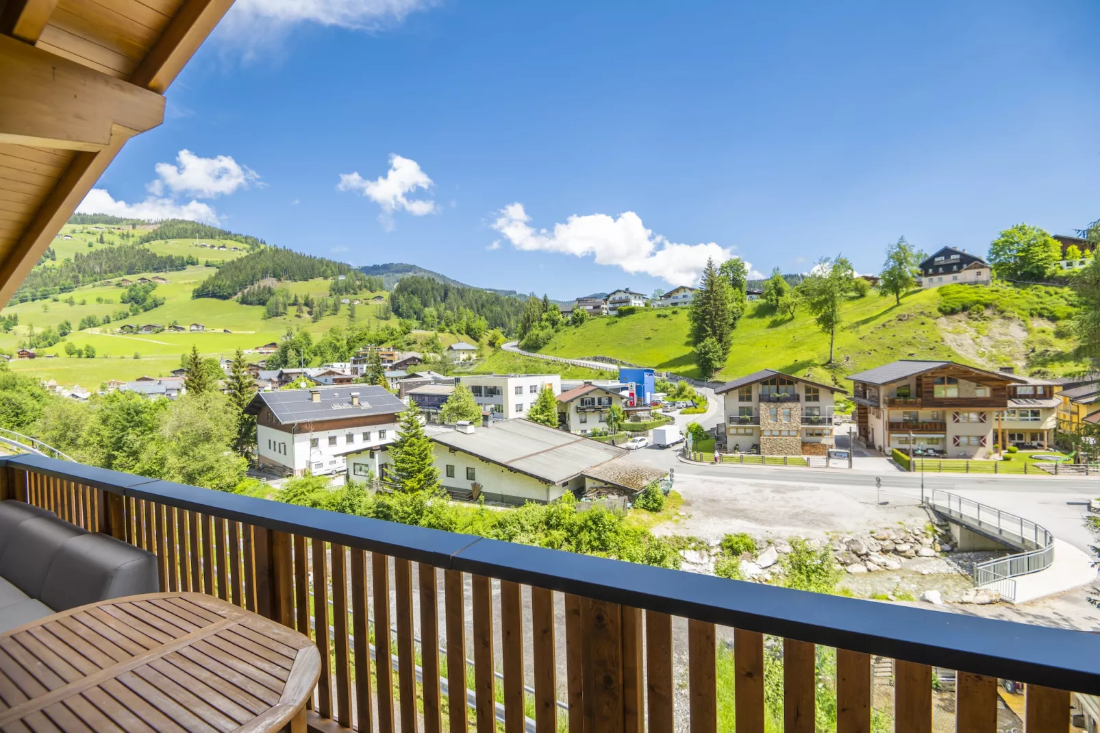 Superior Chalet-Terrace balcony