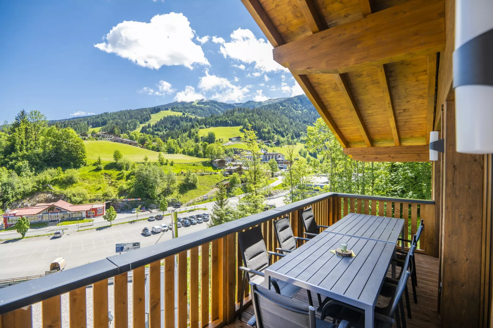 Deluxe Chalet-Terrace balcony