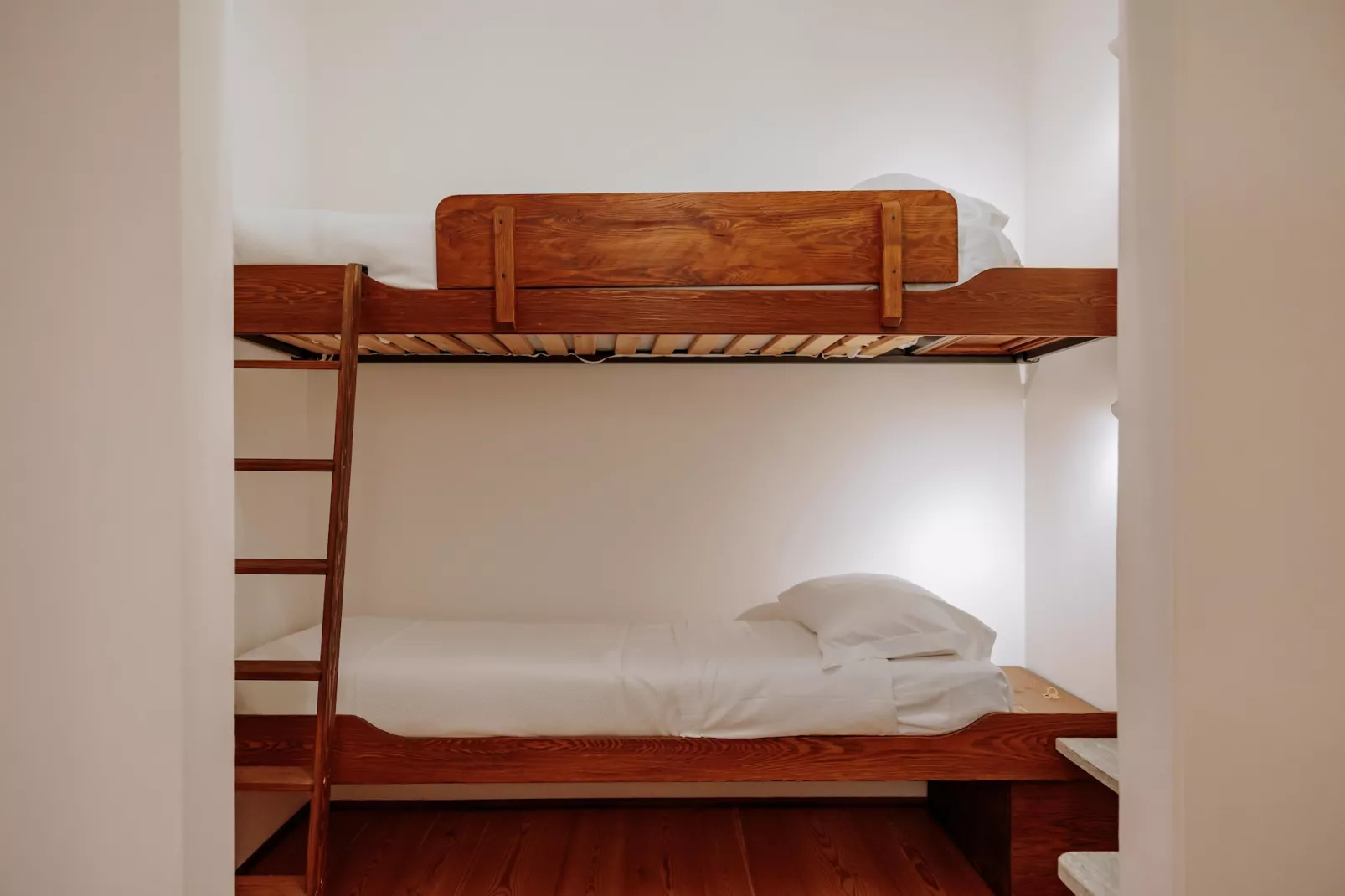Ferienhaus Casa del Capitano in Gargnano-Bedroom