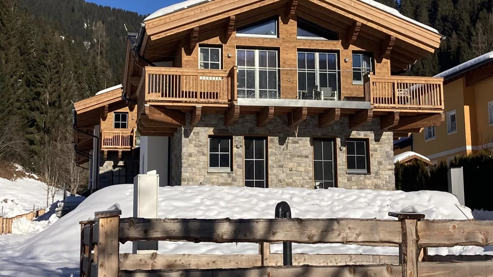 Wagrainer TauernLodge 42A-Exterior winter