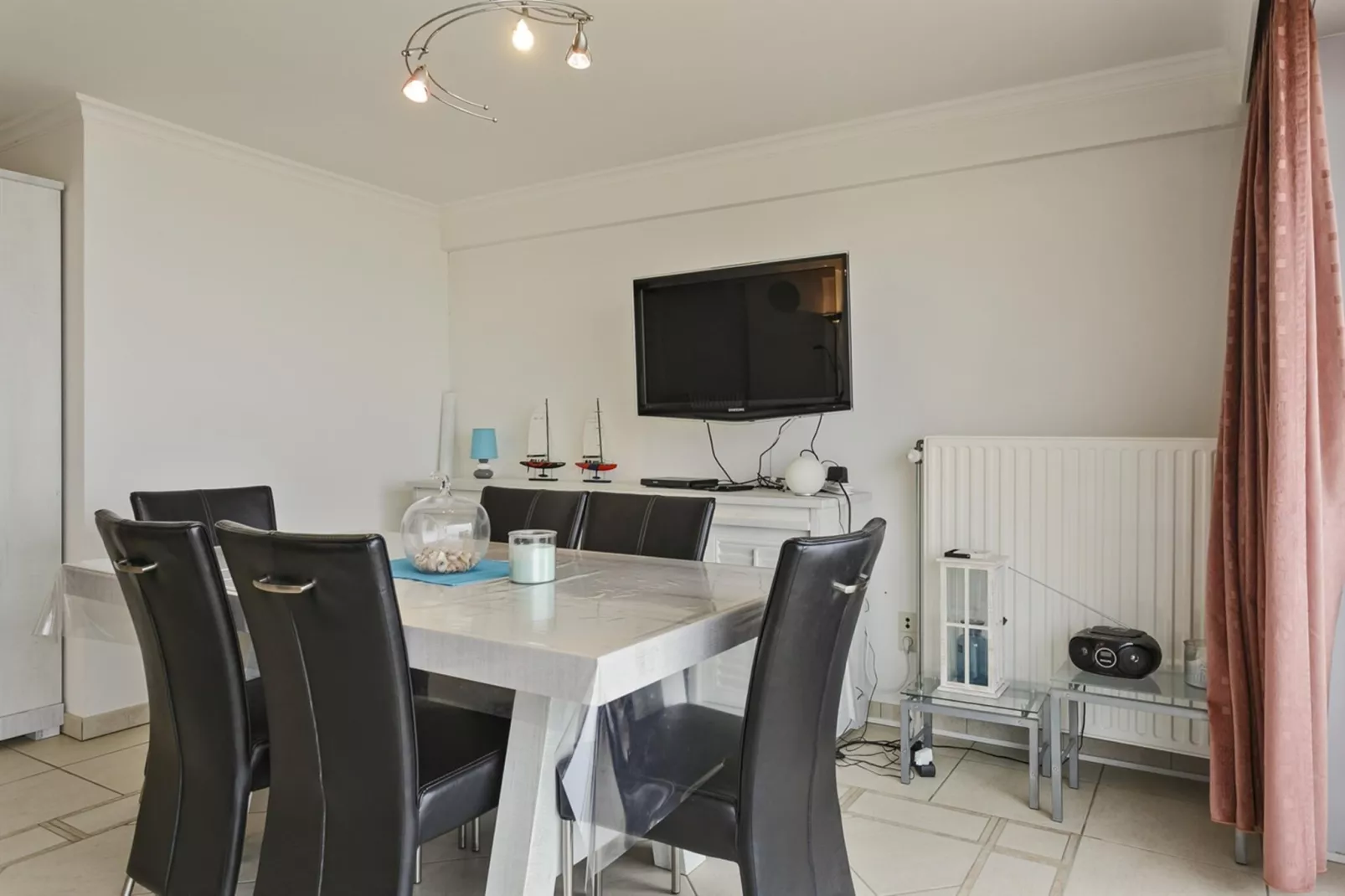 LUXBEACH - 7TH-Wohnzimmer
