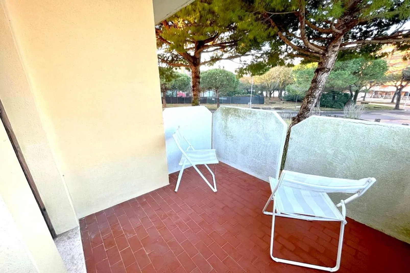 Gabbiano 4-Terrace balcony