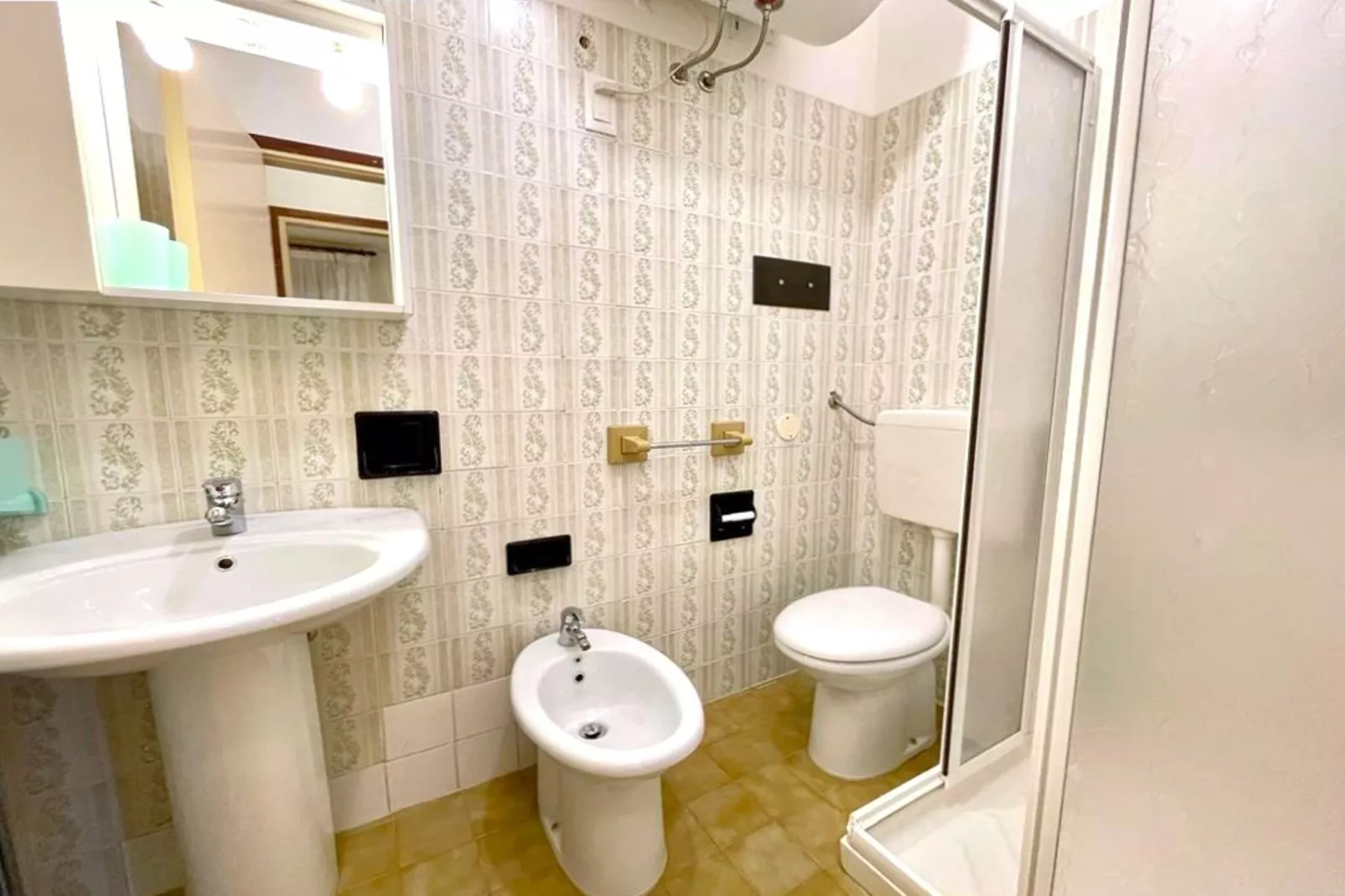 Gabbiano 4-Bathroom