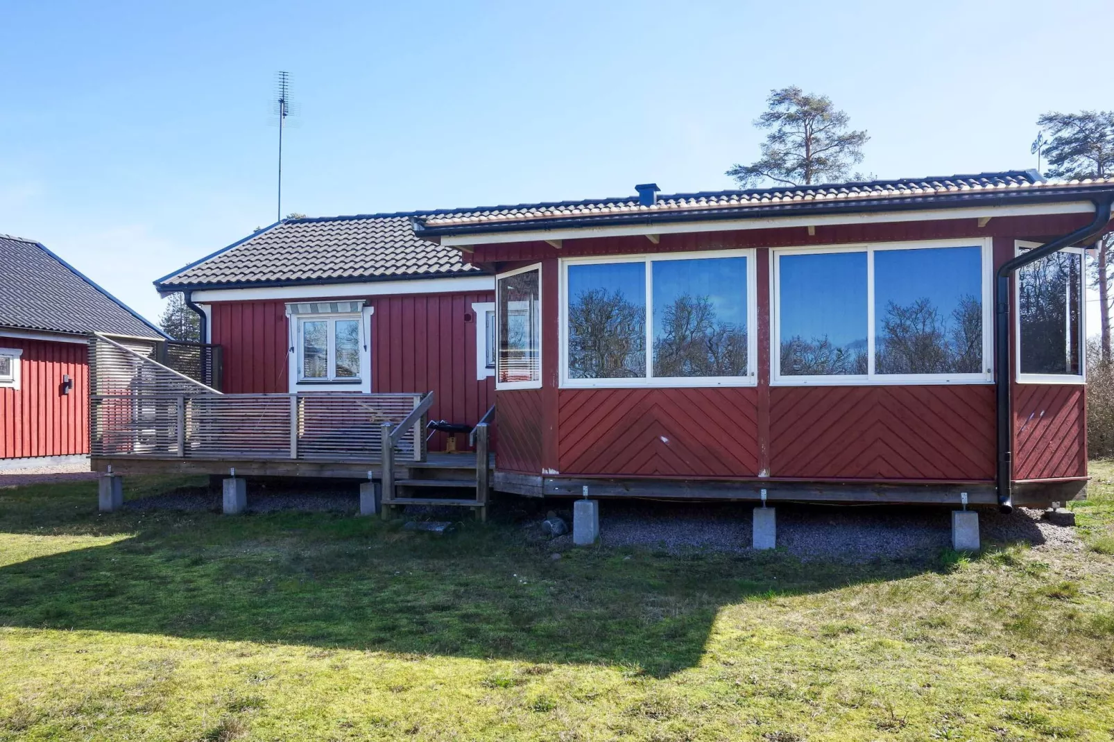 4 person holiday home in FäRJESTADEN-Outdoor