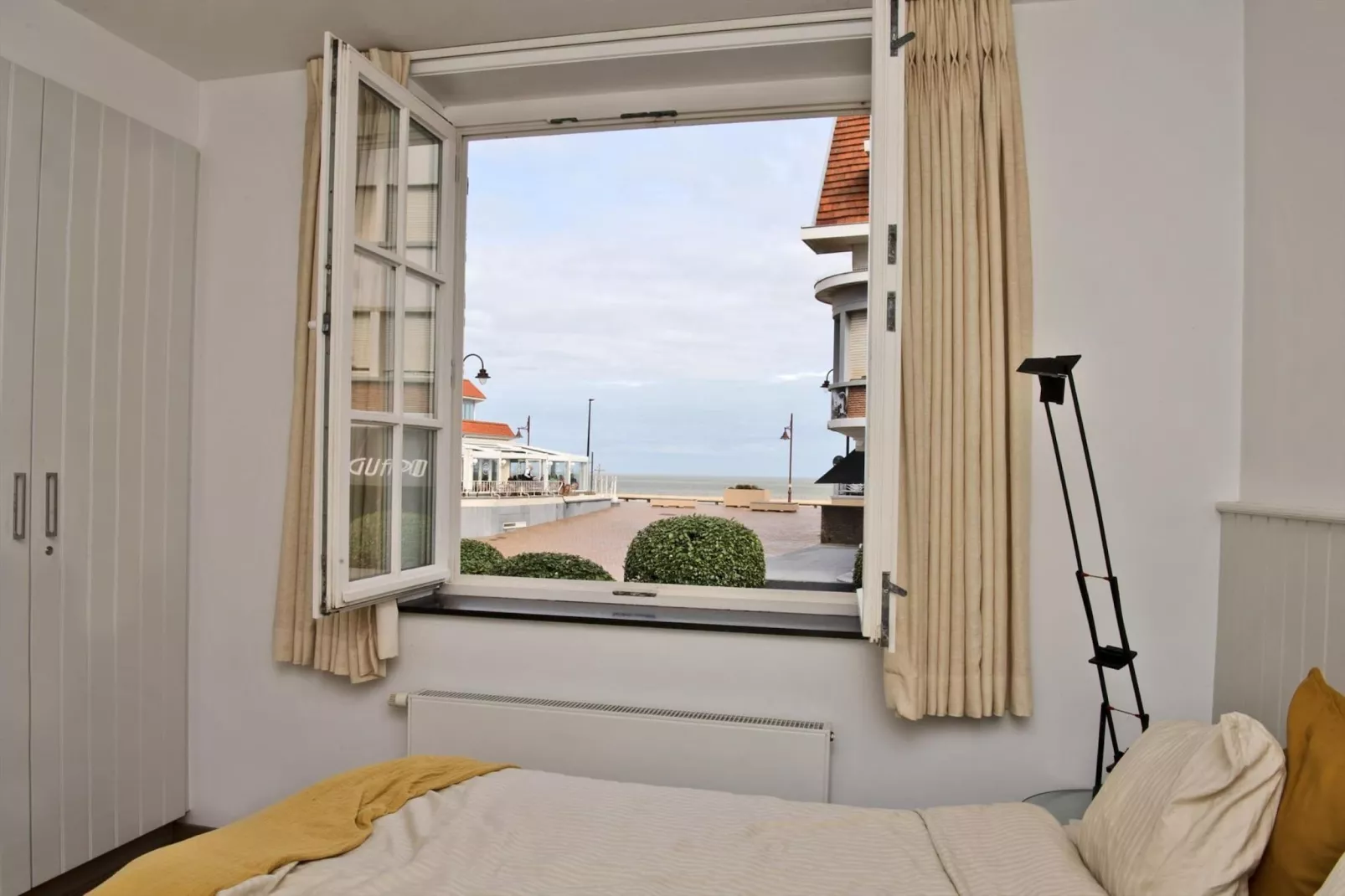 Les Dunes 0102-Bedroom