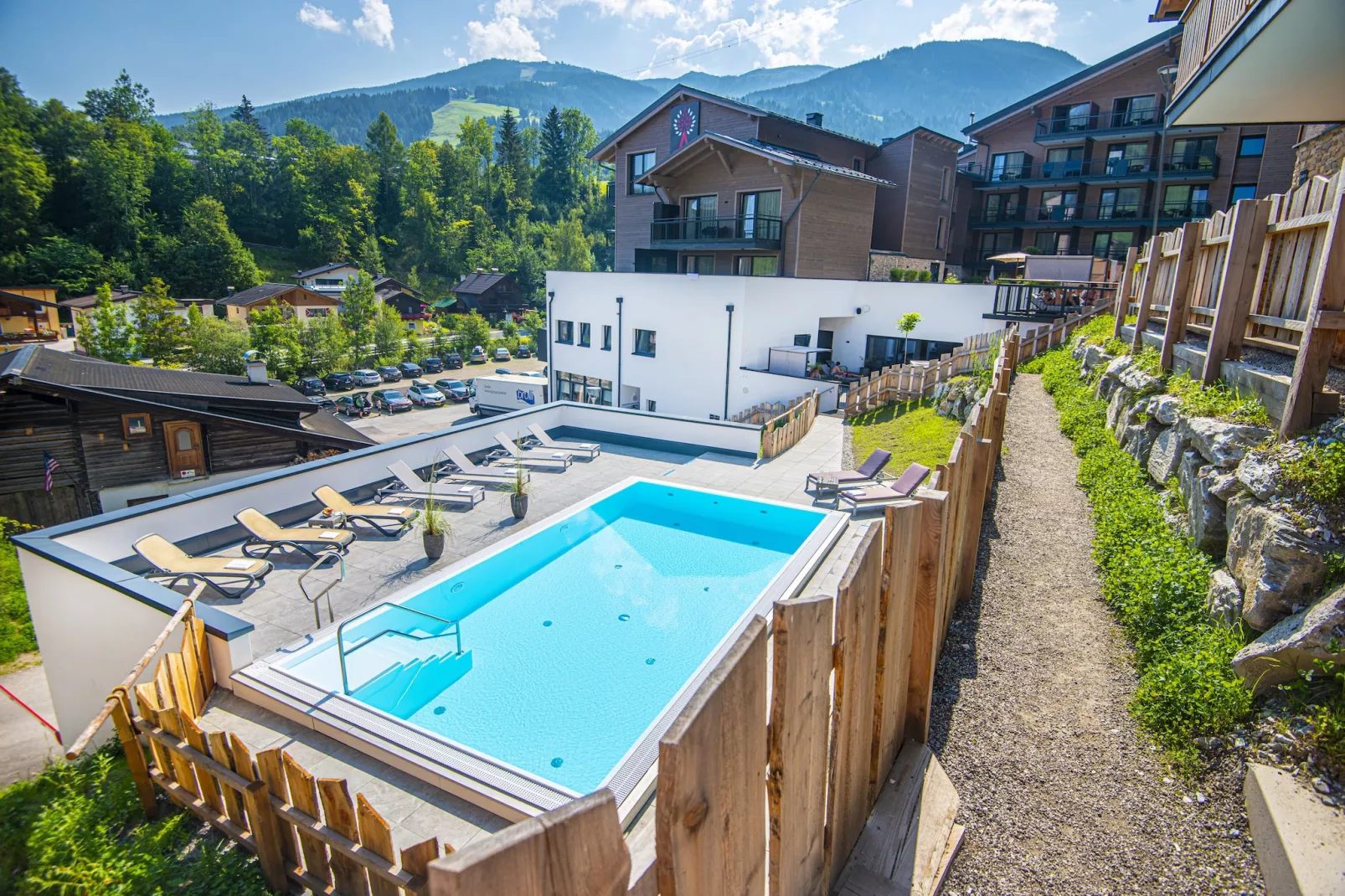 Deluxe Chalet-Pool