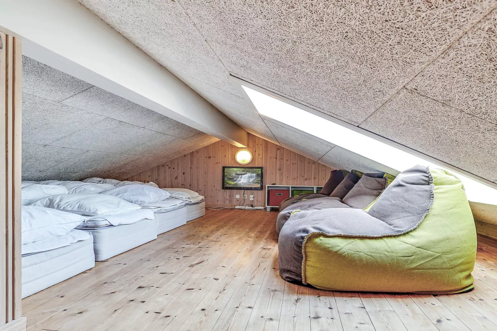 5 star holiday home in Ålbæk-Indoor
