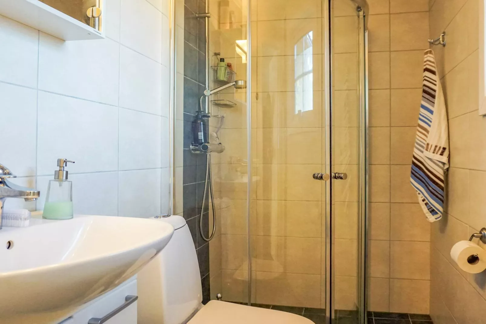 4 star holiday home in GRUNDSUND-Indoor