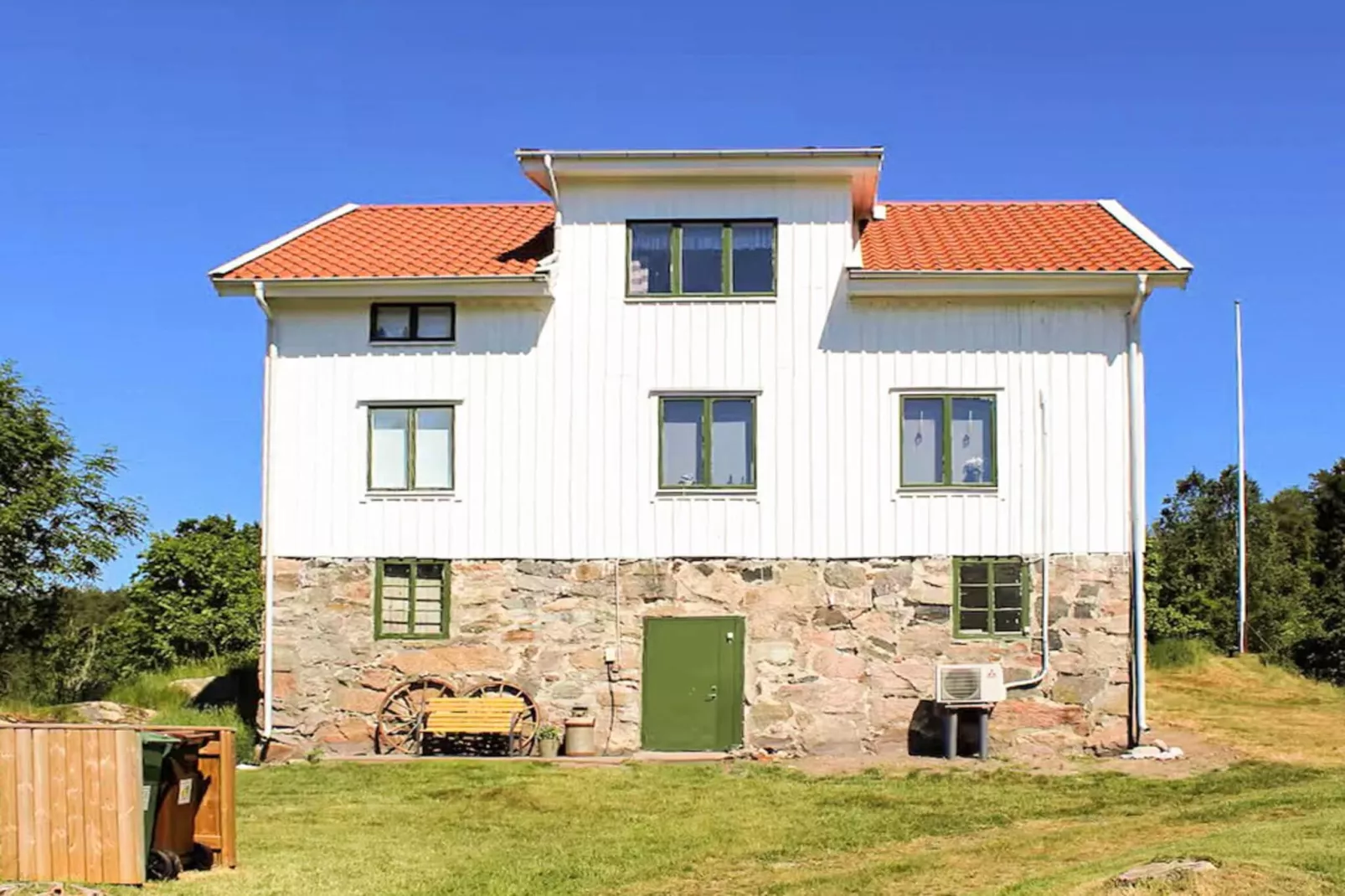 4 star holiday home in UDDEVALLA-Outdoor