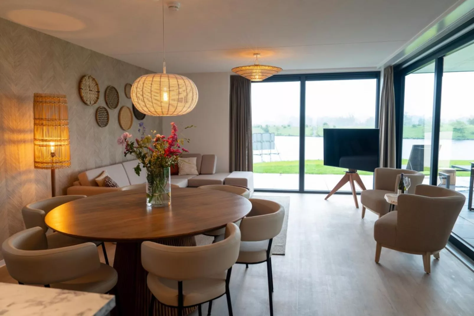 Premium Island 6p-Living room