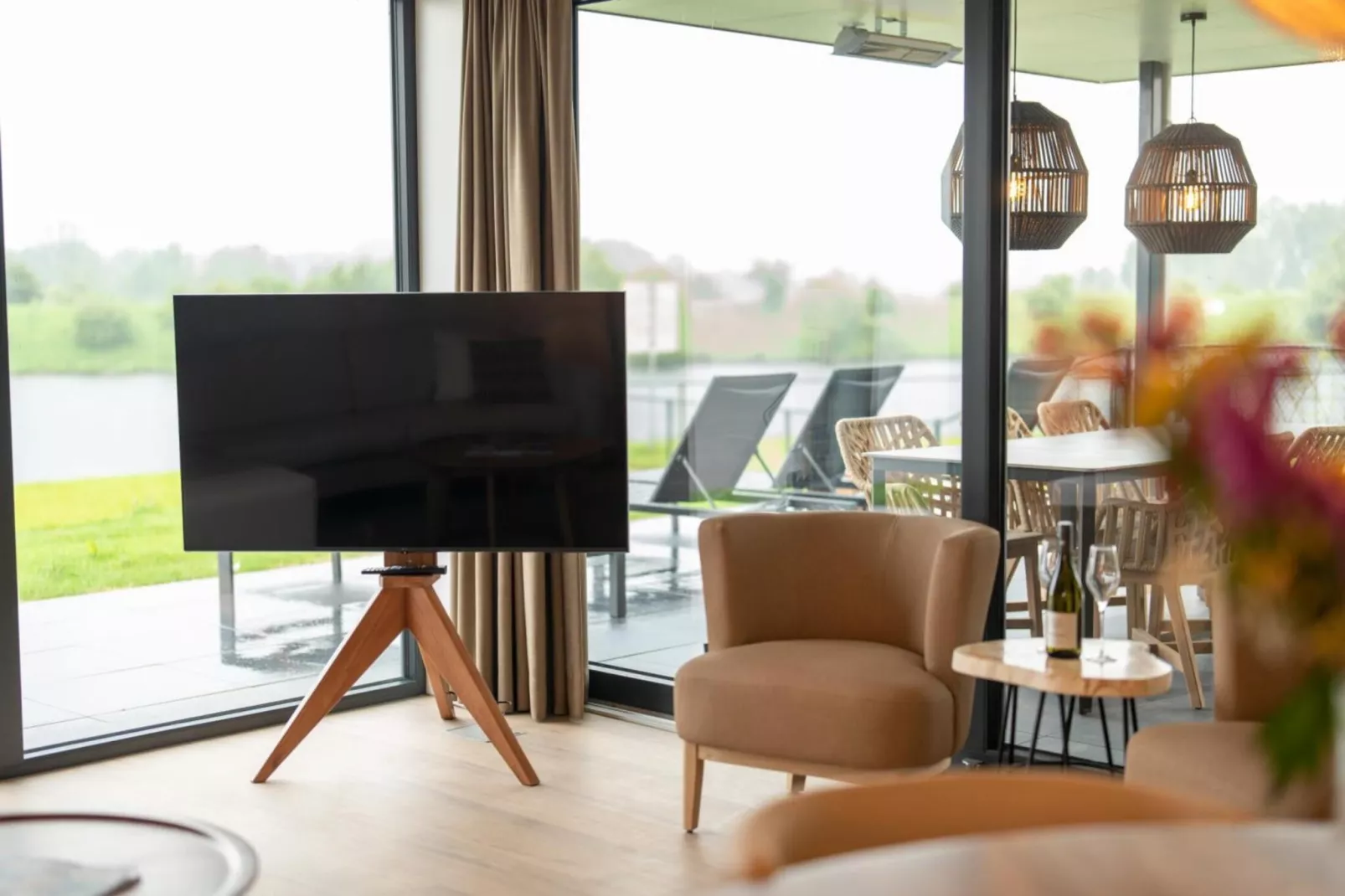 Premium Island 6p-Living room