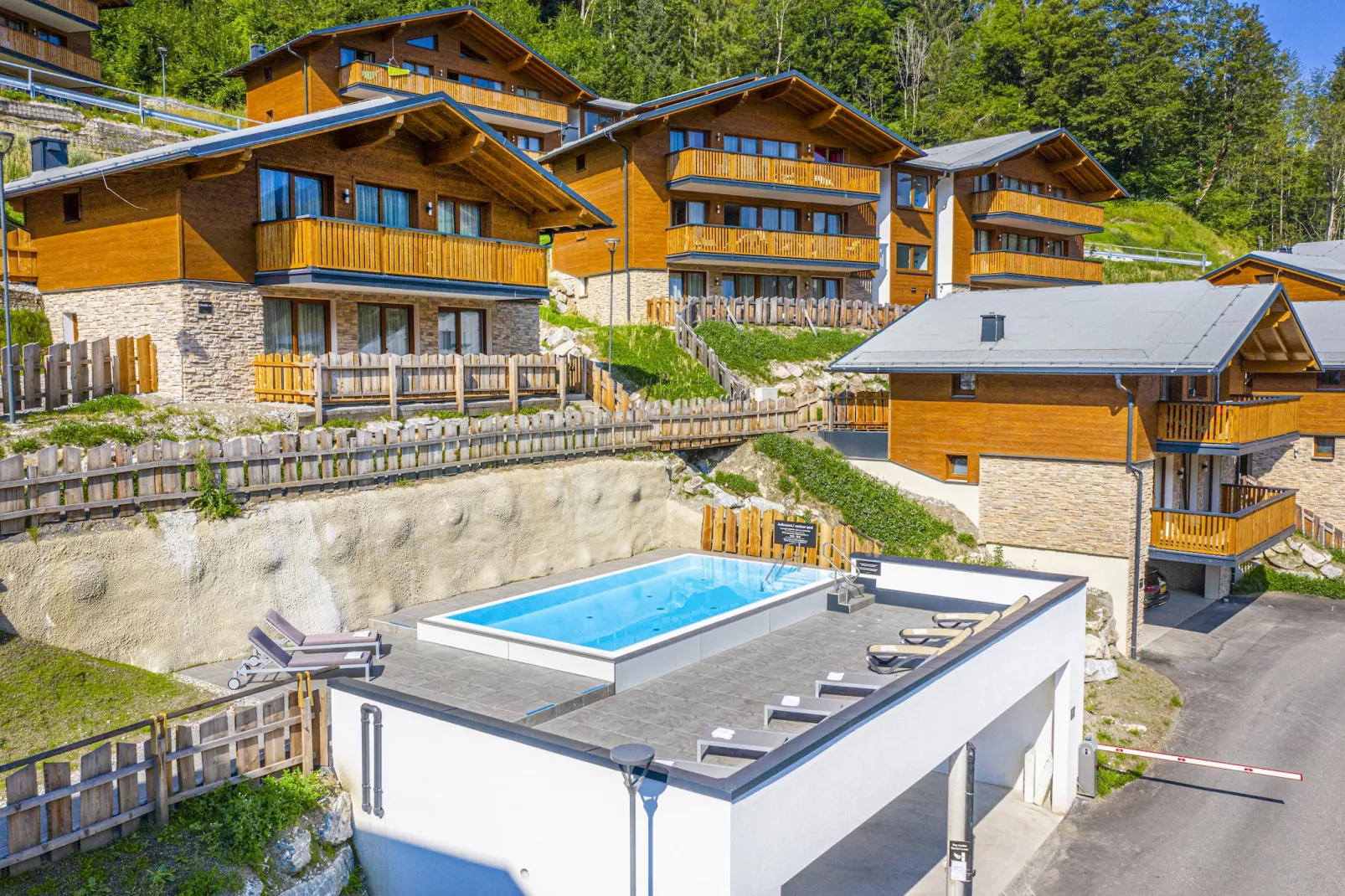 GA2C Alpenleben Apartments-Exterior summer