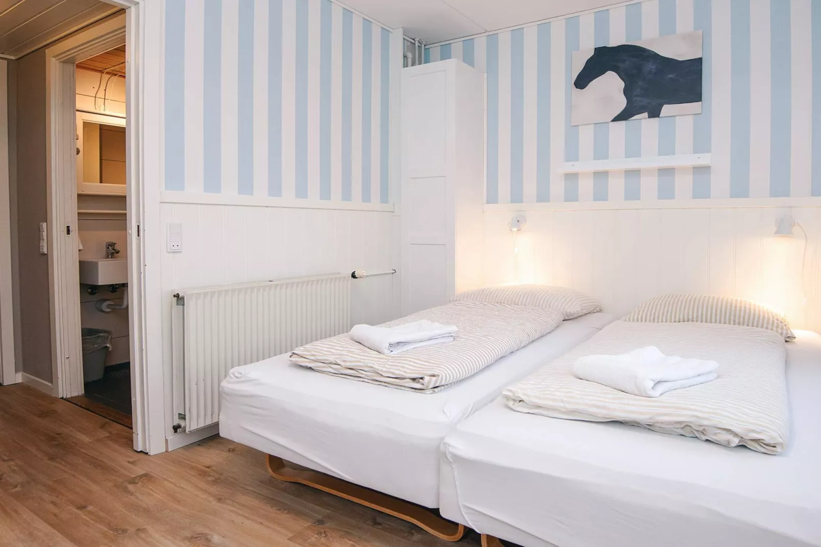 WADDEN SEA CABIN-Indoor