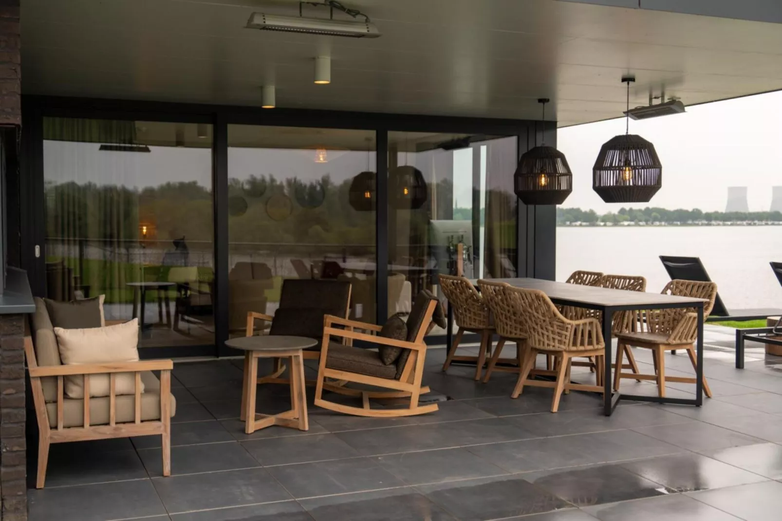 Premium Island 6p-Terrace balcony