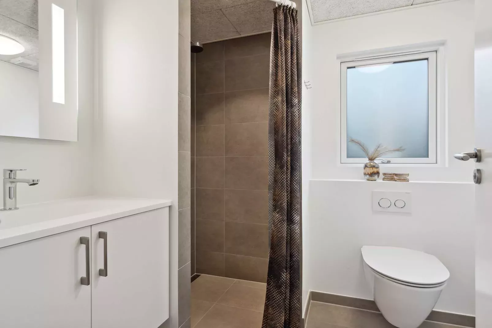 5 star holiday home in Ringkøbing-Indoor