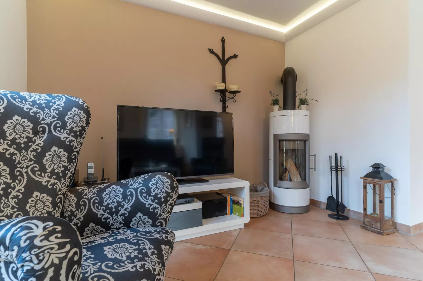 Haus Momo-Living room