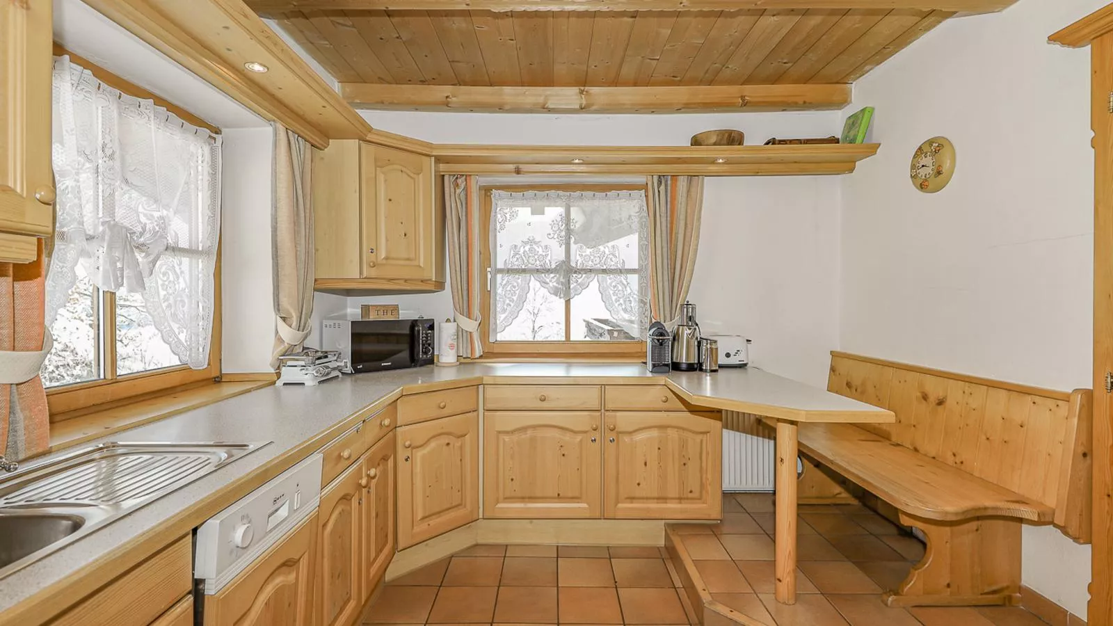 Kitz Hills Chalet Mondschein-Kitchen
