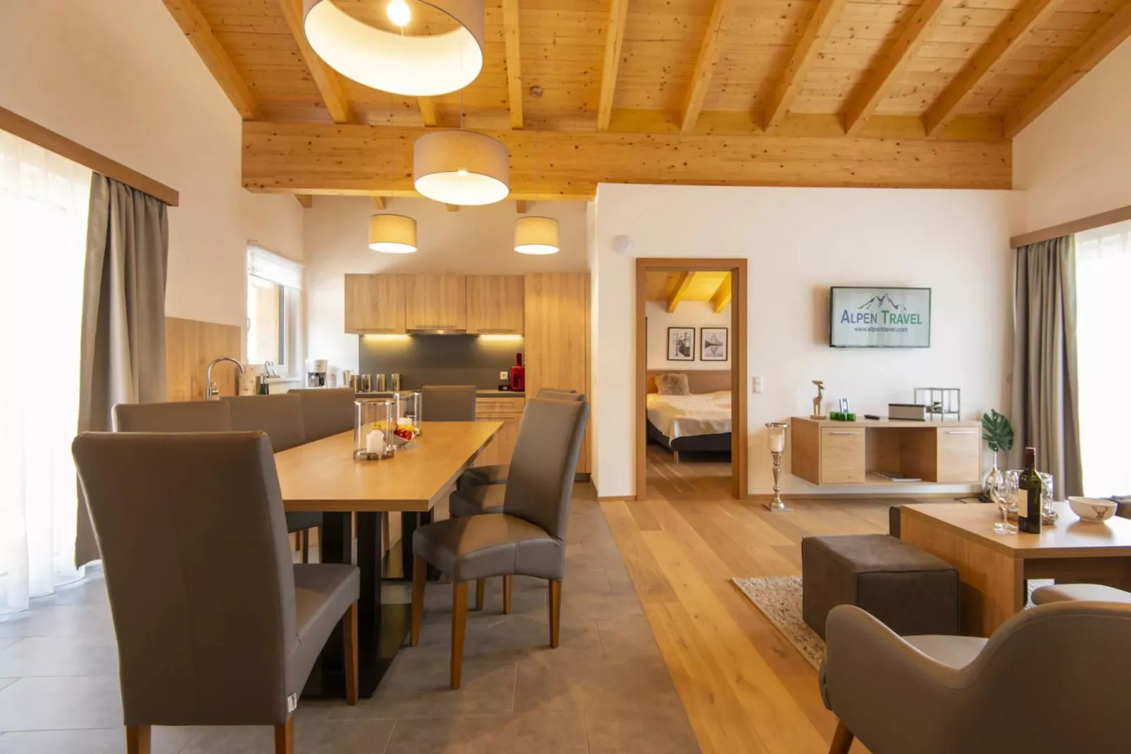 GA2P Alpenleben Apartments-Dining room