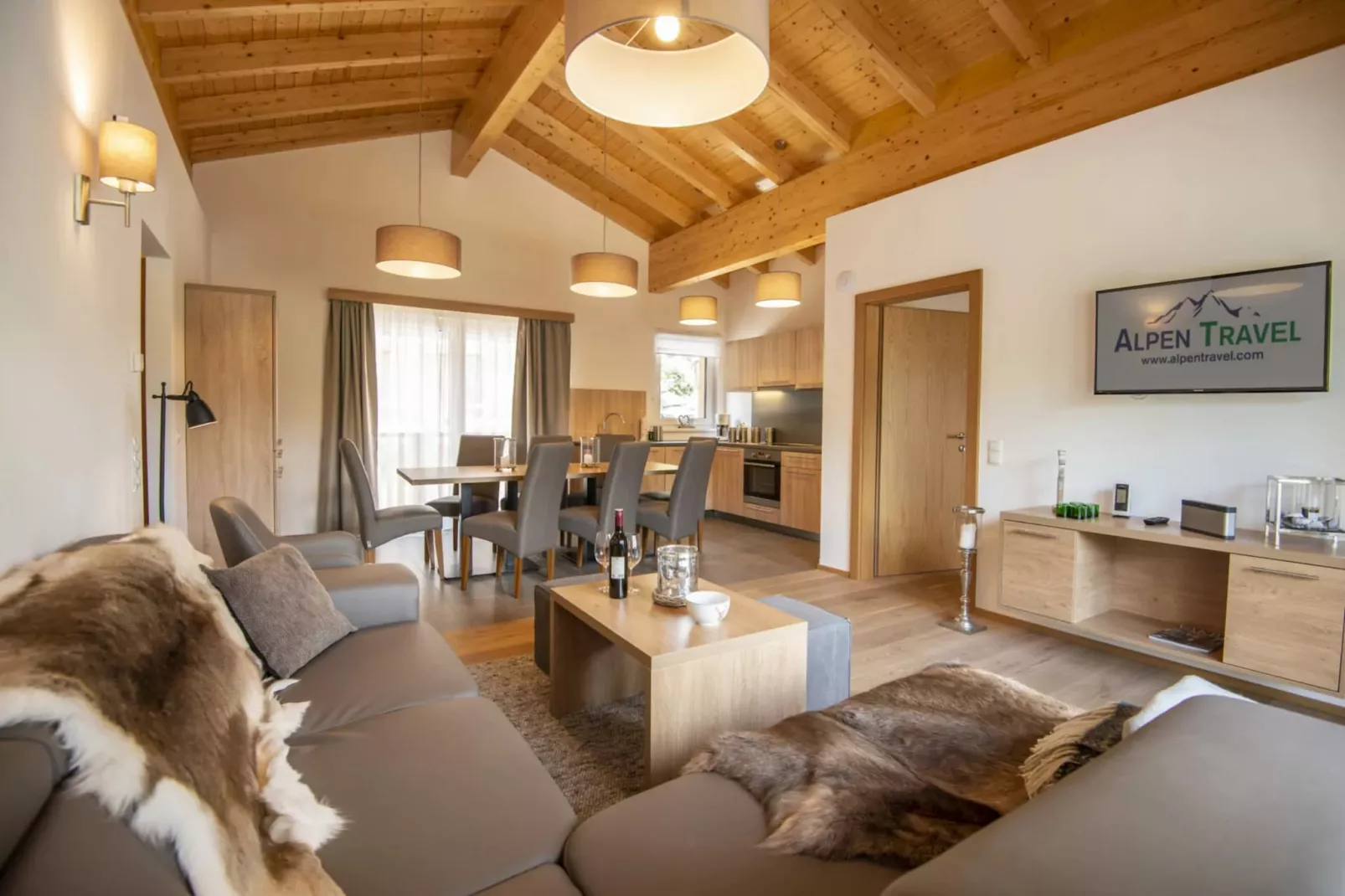 GA2P Alpenleben Apartments-Living room