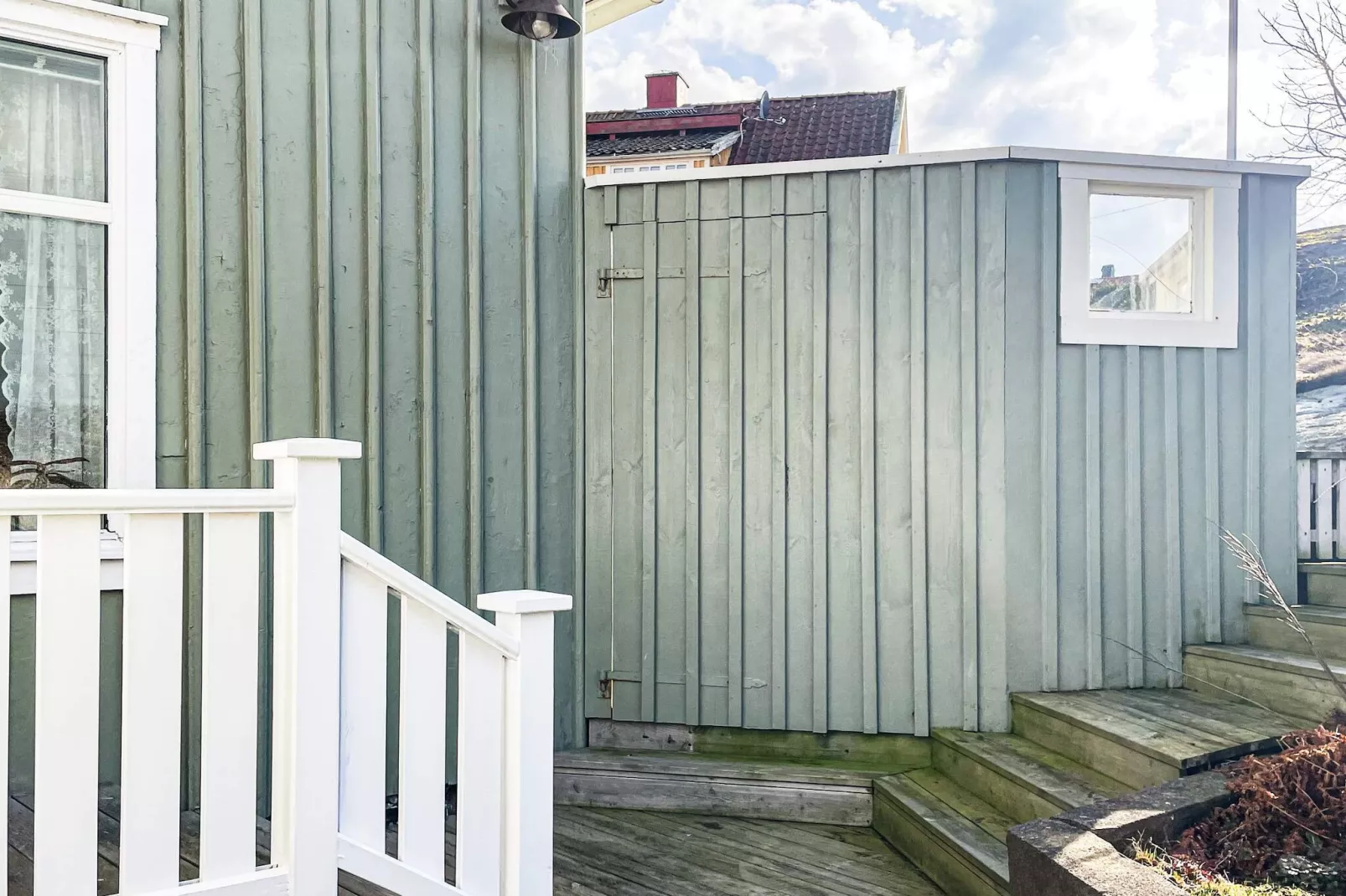 4 person holiday home in SKÄRHAMN-Outdoor