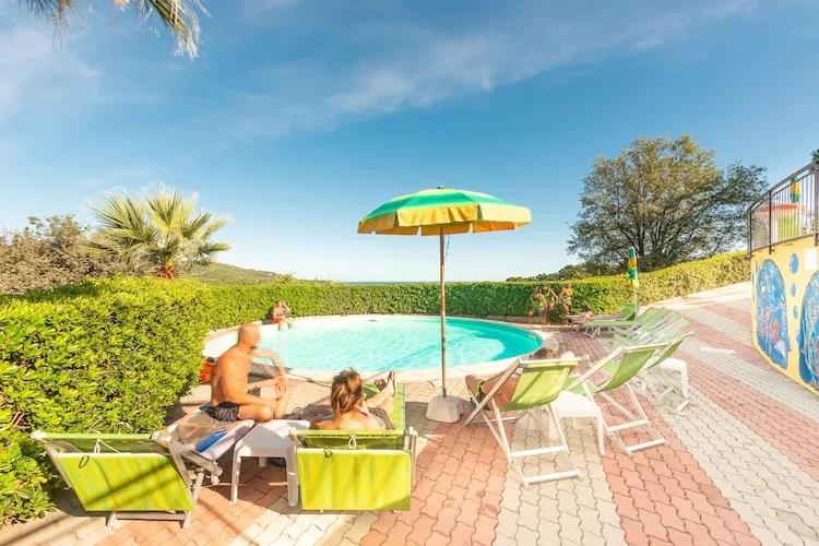 Ferienanlage Villaggio Colombo Andora Typ VT6CM / V6 Comfort-Pool