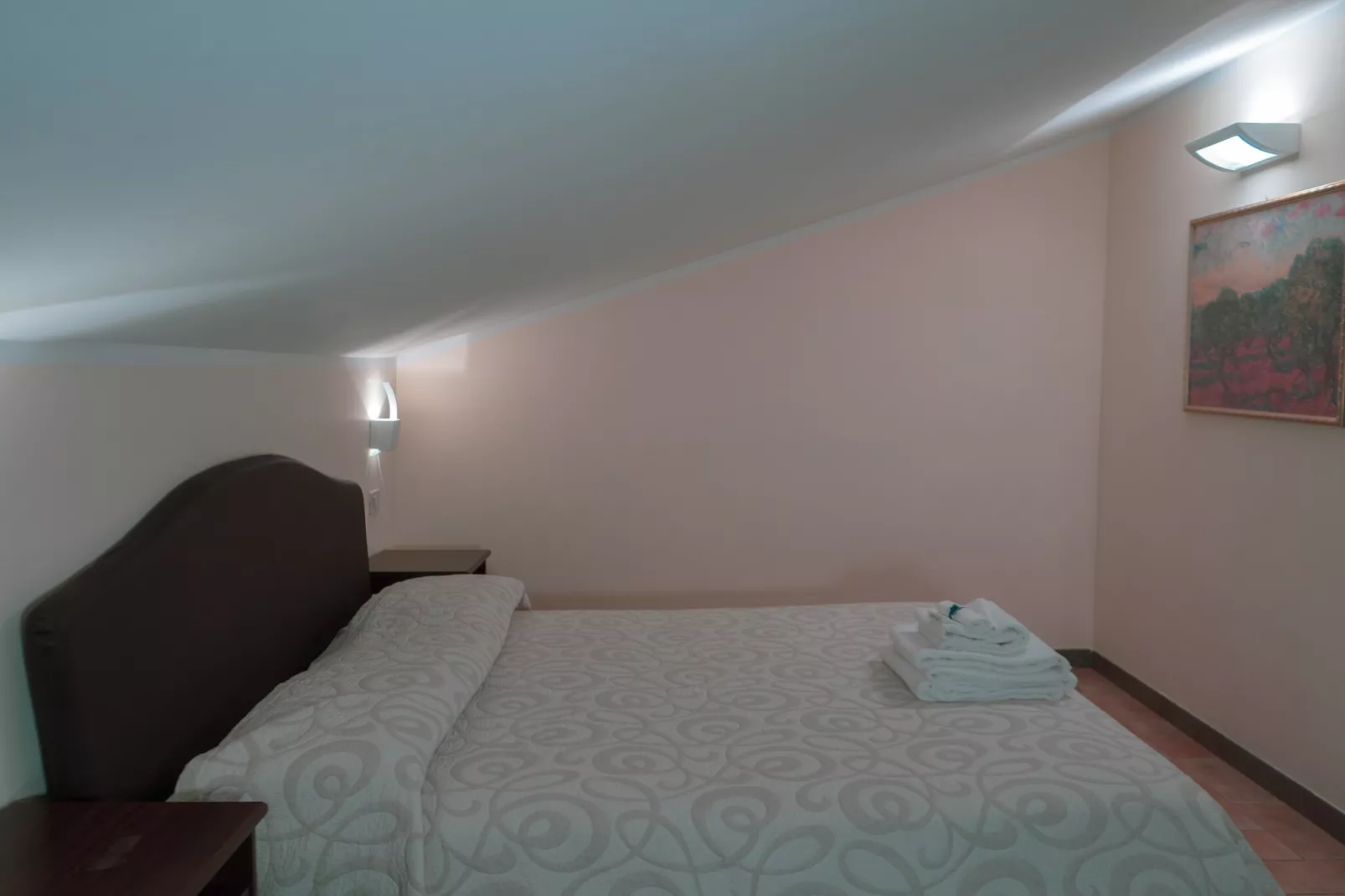 Assisi 3 pax-Bedroom
