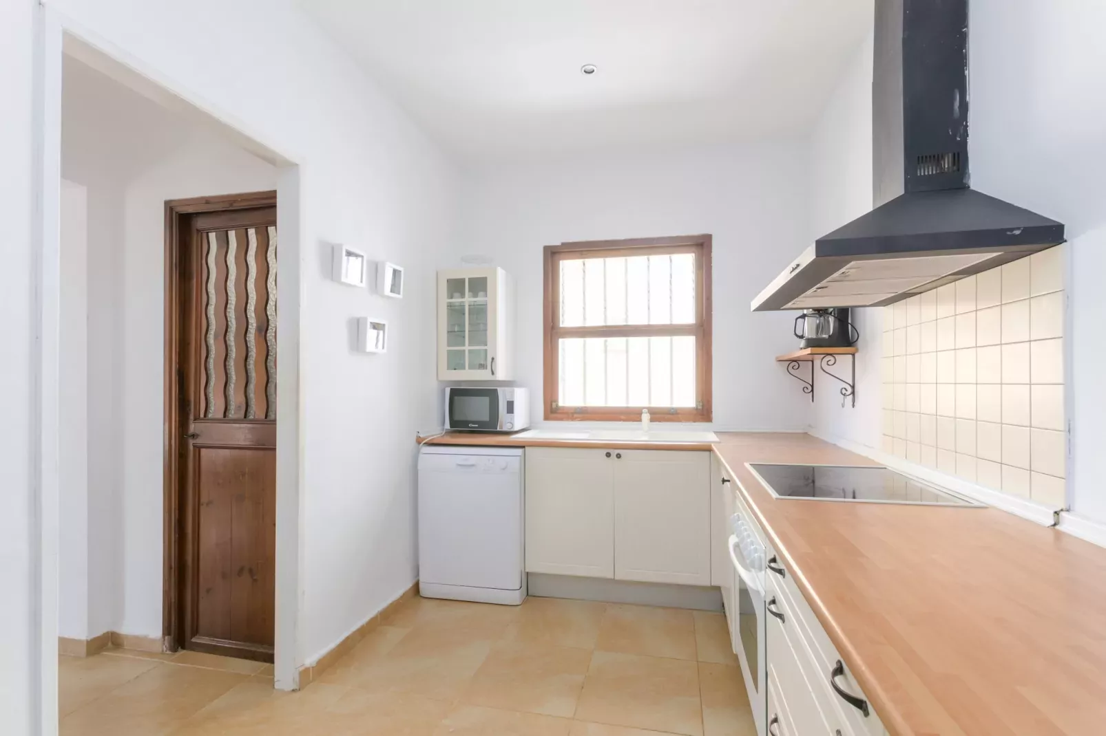 YourHouse Ca Na Salera-Kitchen