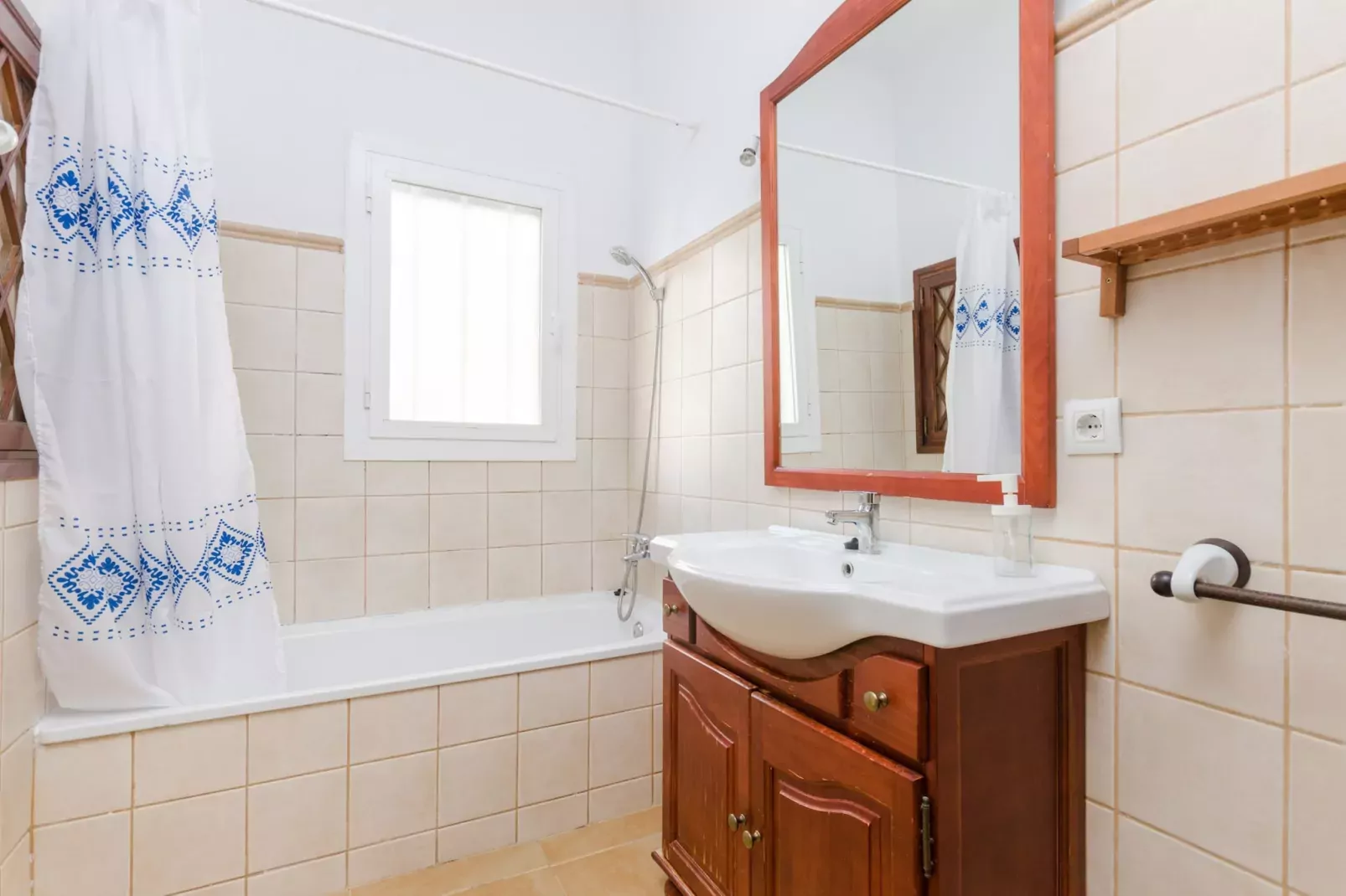 YourHouse Ca Na Salera-Bathroom