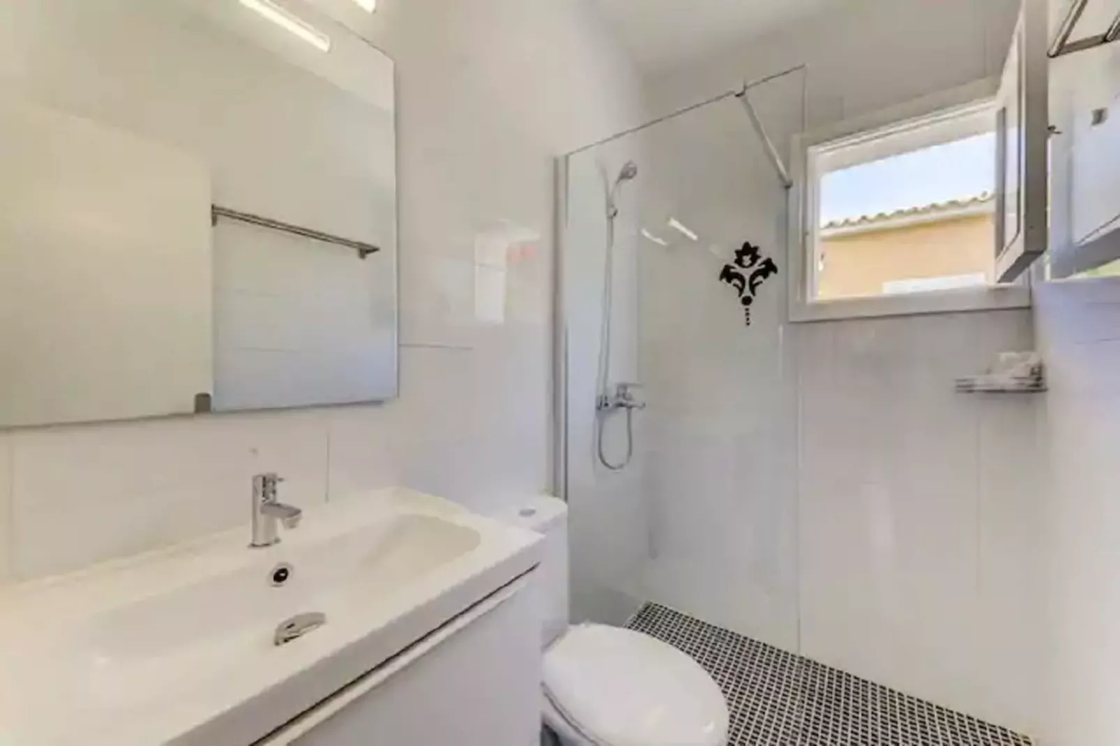 VILLA CASA BLANCA-Badezimmer
