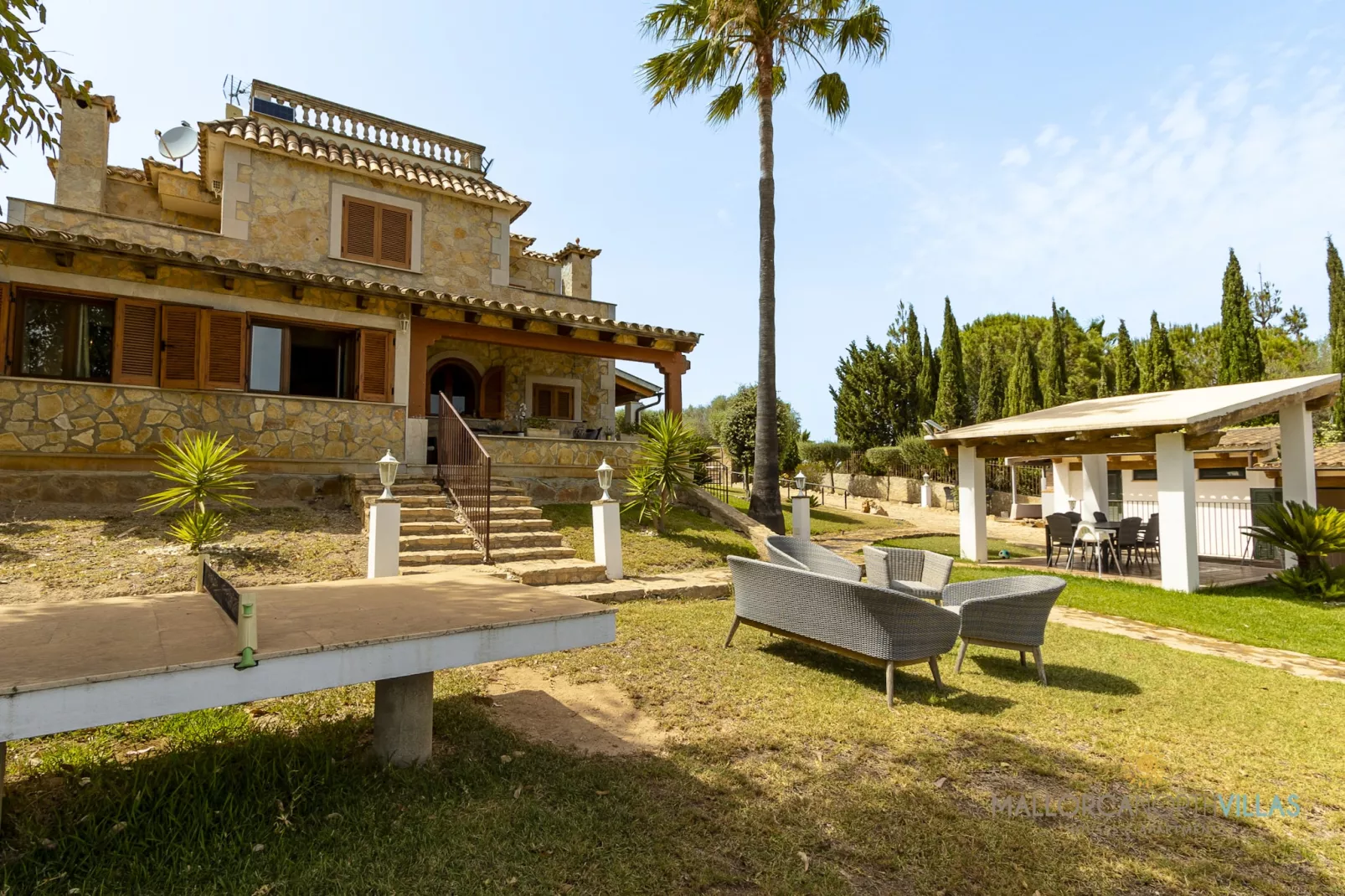 Villa Alejandra con piscina privada y gran jardín - 10194982