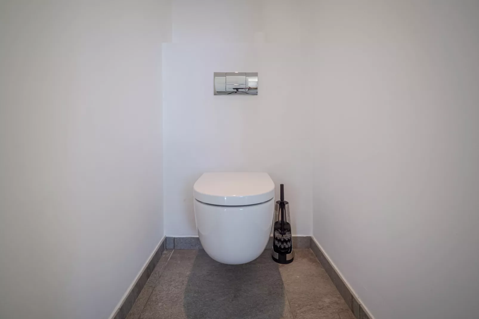 VILLA VELAZQUEZ Roses-Bathroom