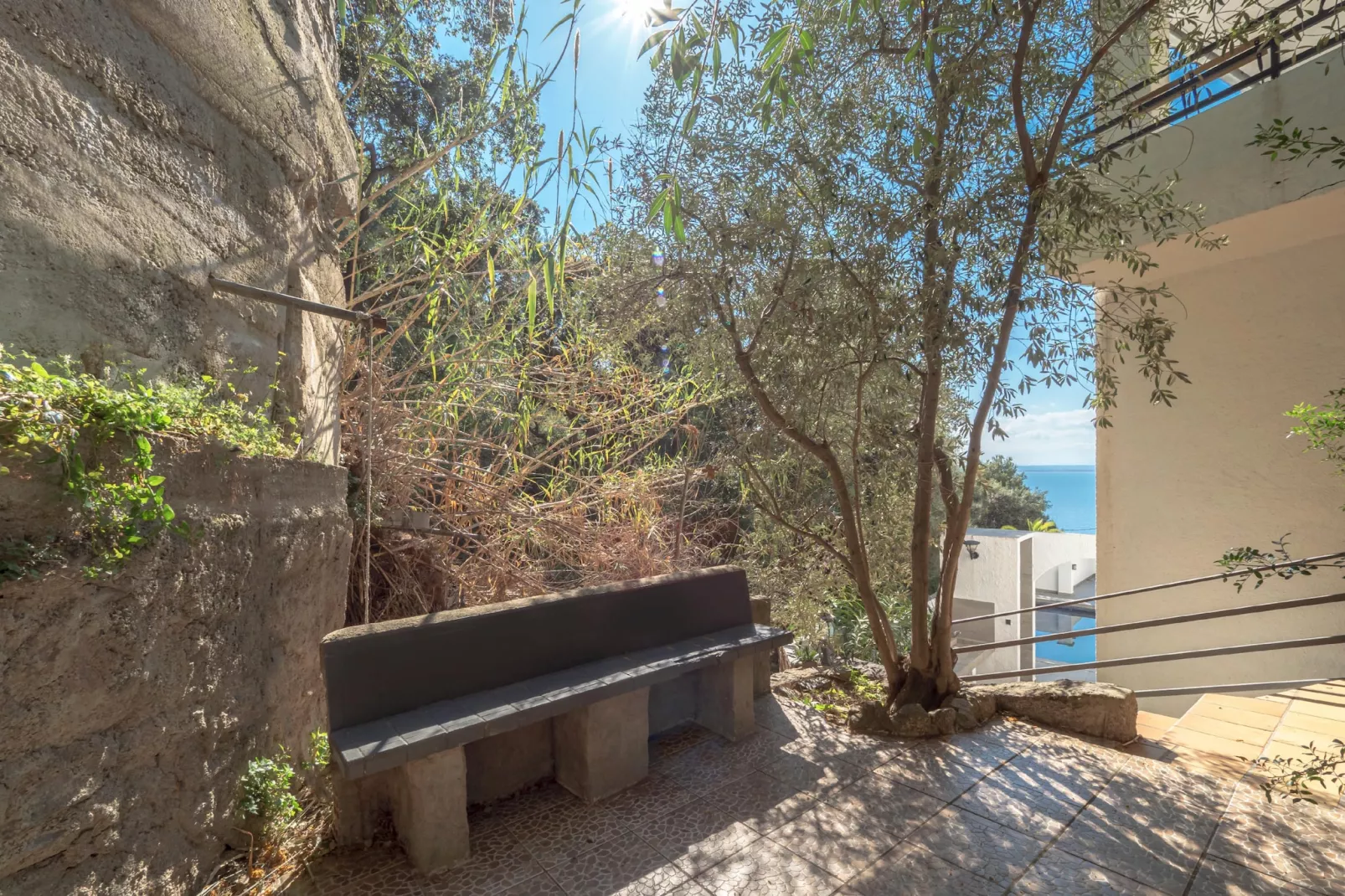 VILLA ESMERALDA Canyelles-Gardens summer