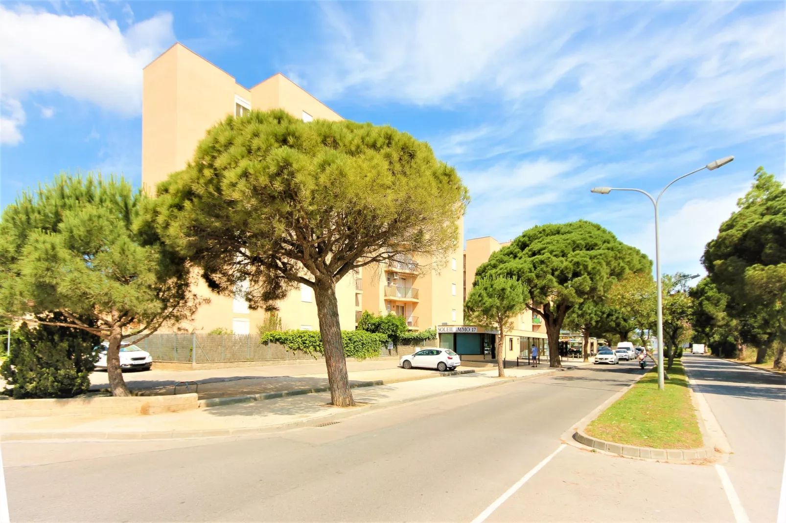 MEDITERRANEO 1  5 4 Roses-Areas summer 1km