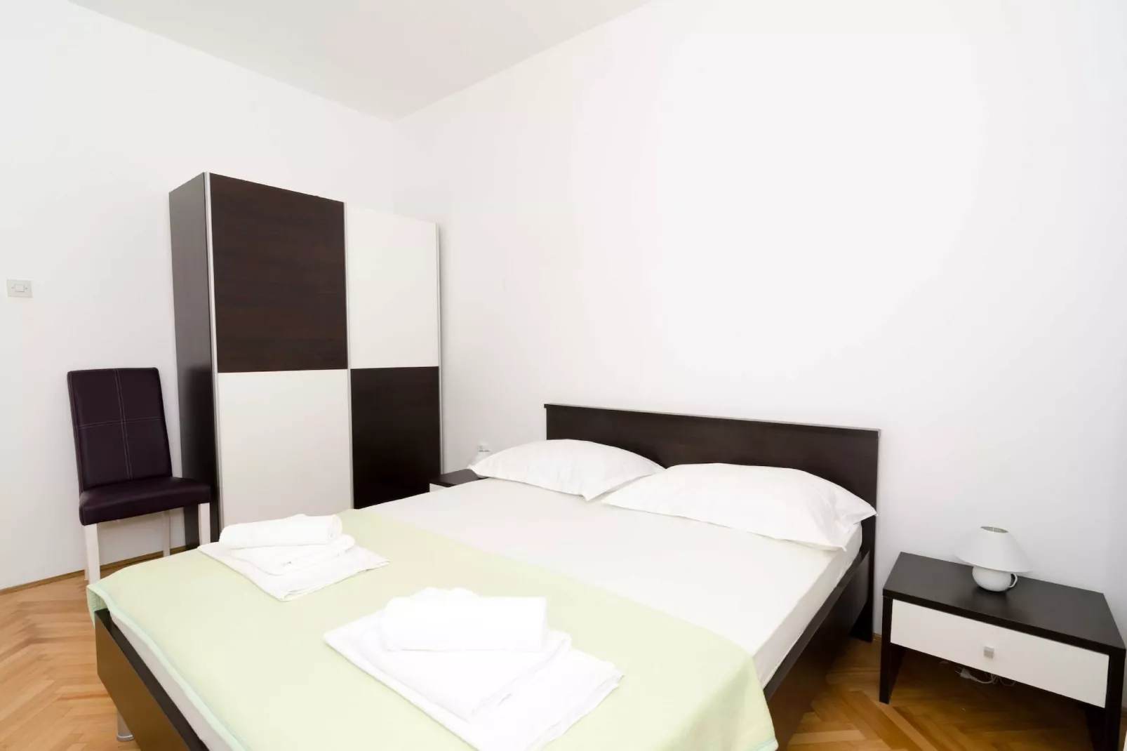 Apartments Isabora - Luxury Two Bedroom Apartment with Terrace and Sea View-Schlafzimmer
