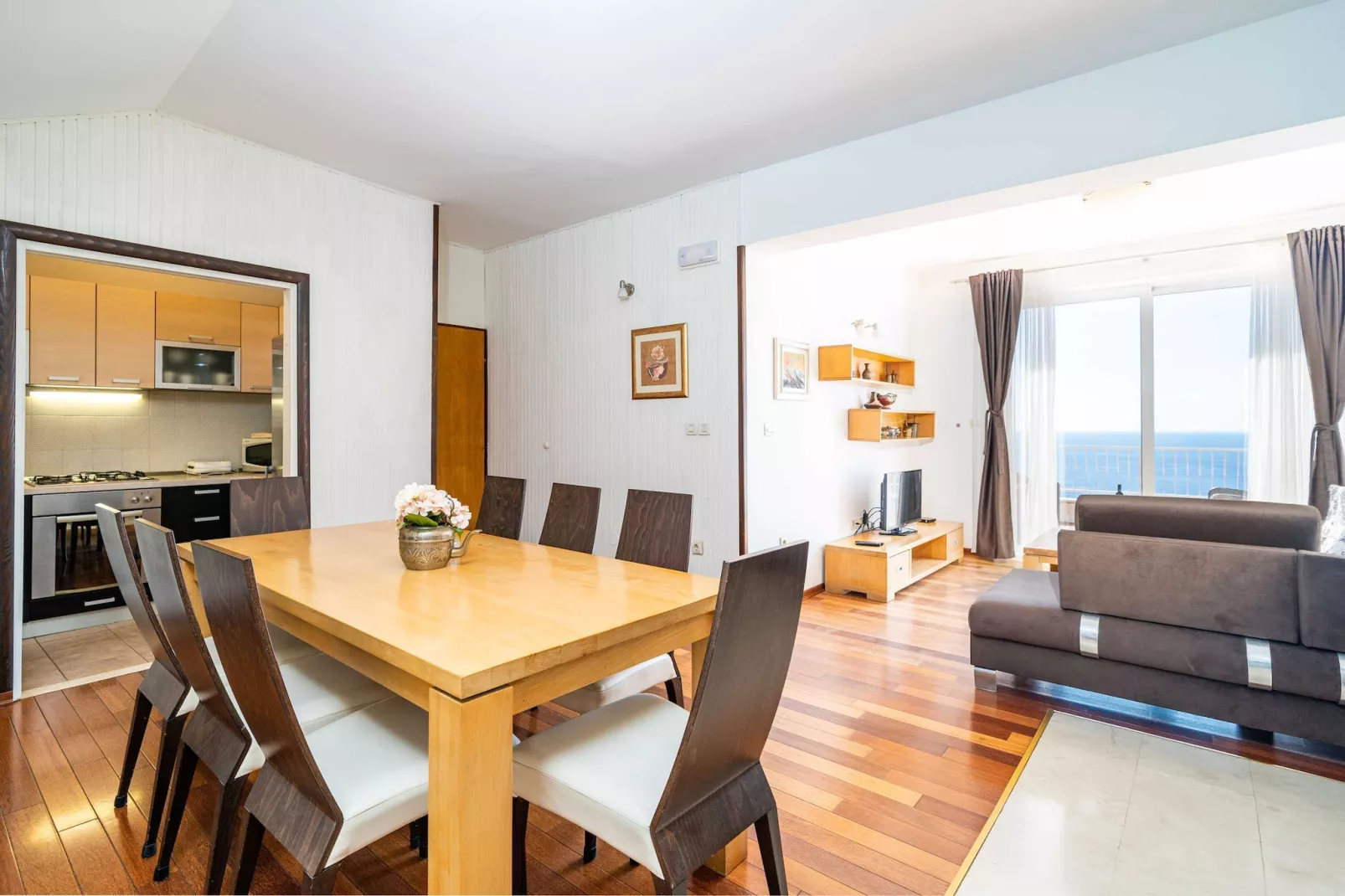 Apartments Isabora - Premium Two-Bedroom Apartment with Terrace and Sea View-Salle à manger