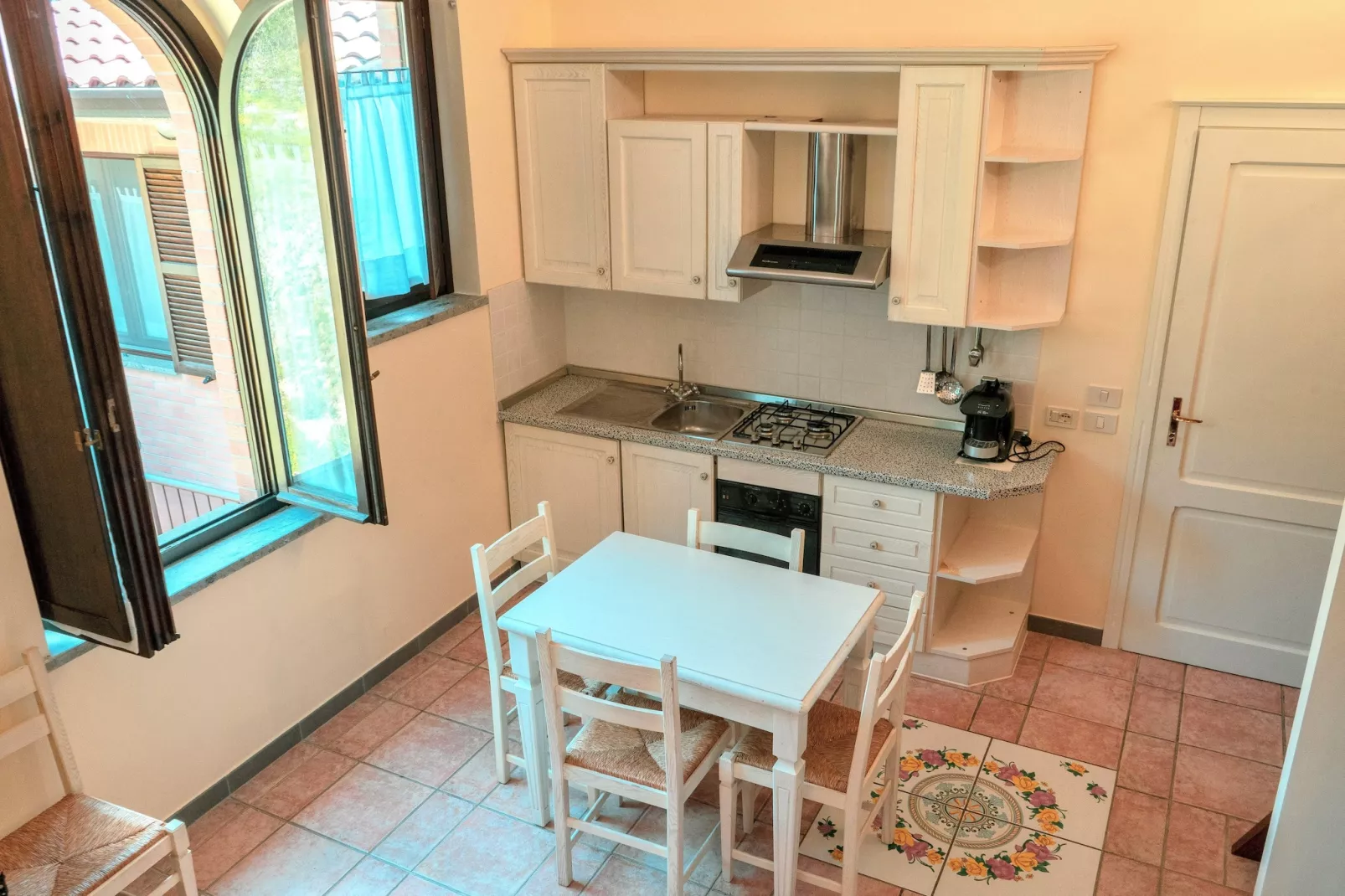 Assisi 4 pax-Kitchen