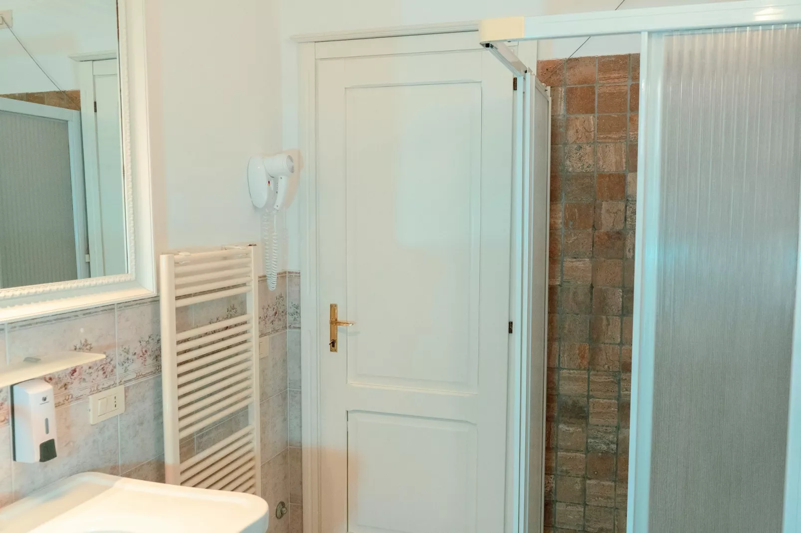 Assisi 4 pax-Bathroom