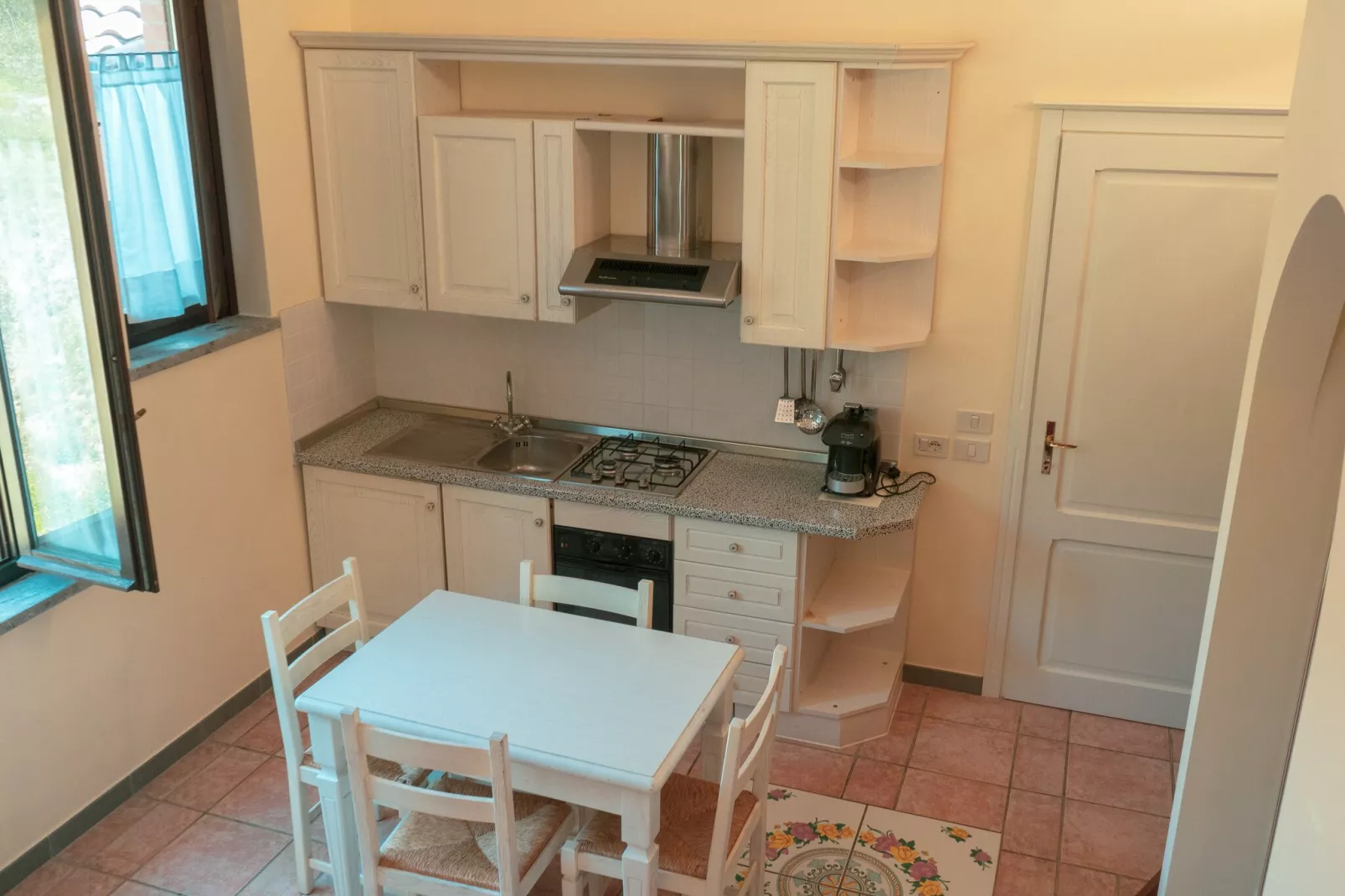 Assisi 4 pax-Dining room