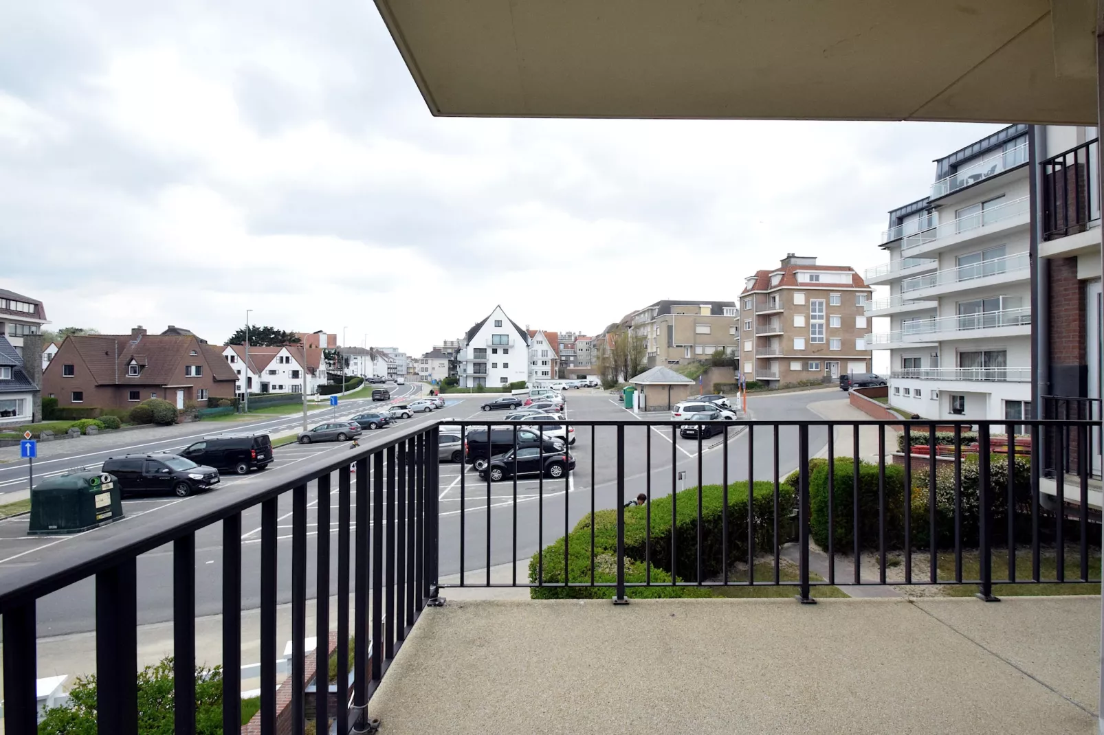 Clipper 0202-Terrace balcony
