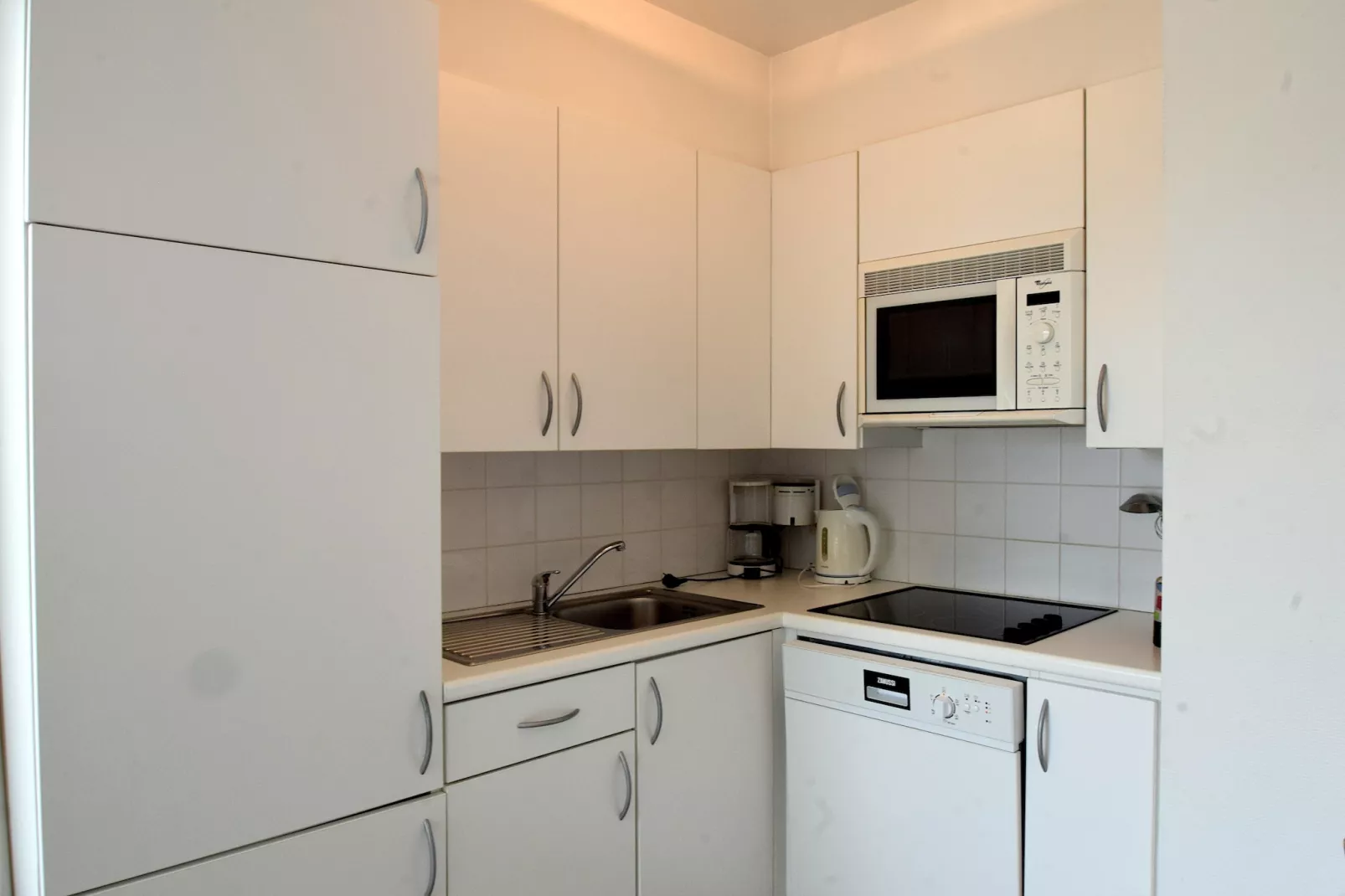 Clipper 0202-Kitchen
