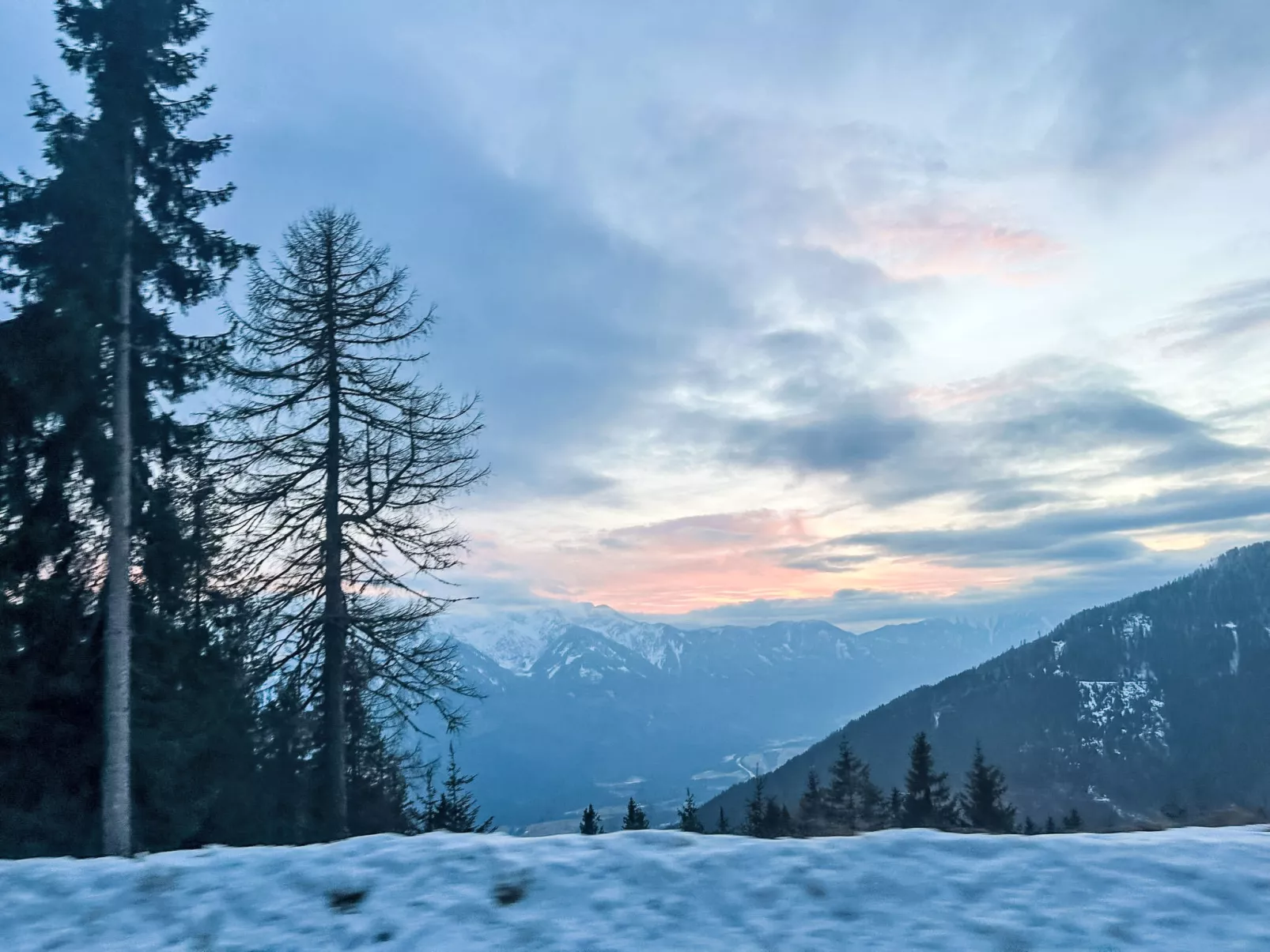 Heregger Hütte-Draußen