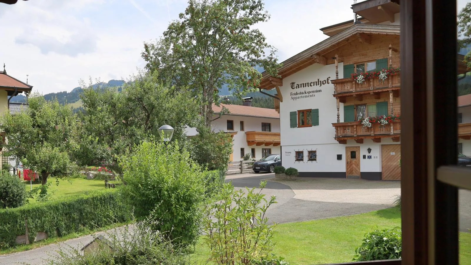 Müller Nr 1-View summer