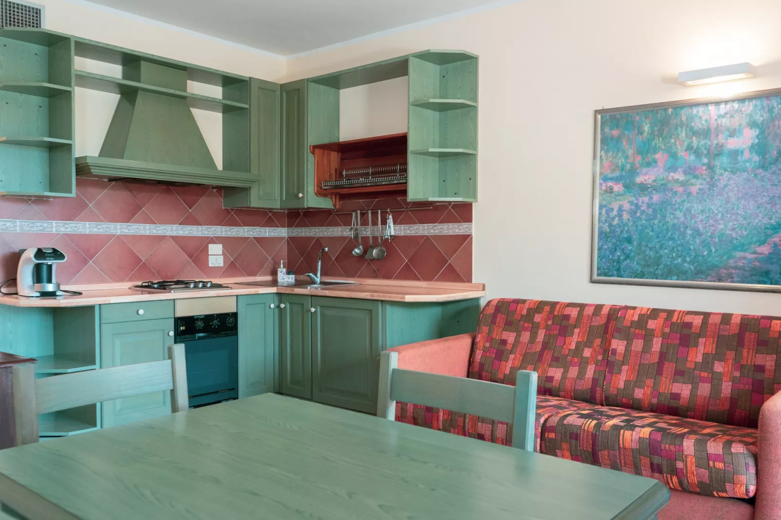 Assisi 6 pax-Kitchen