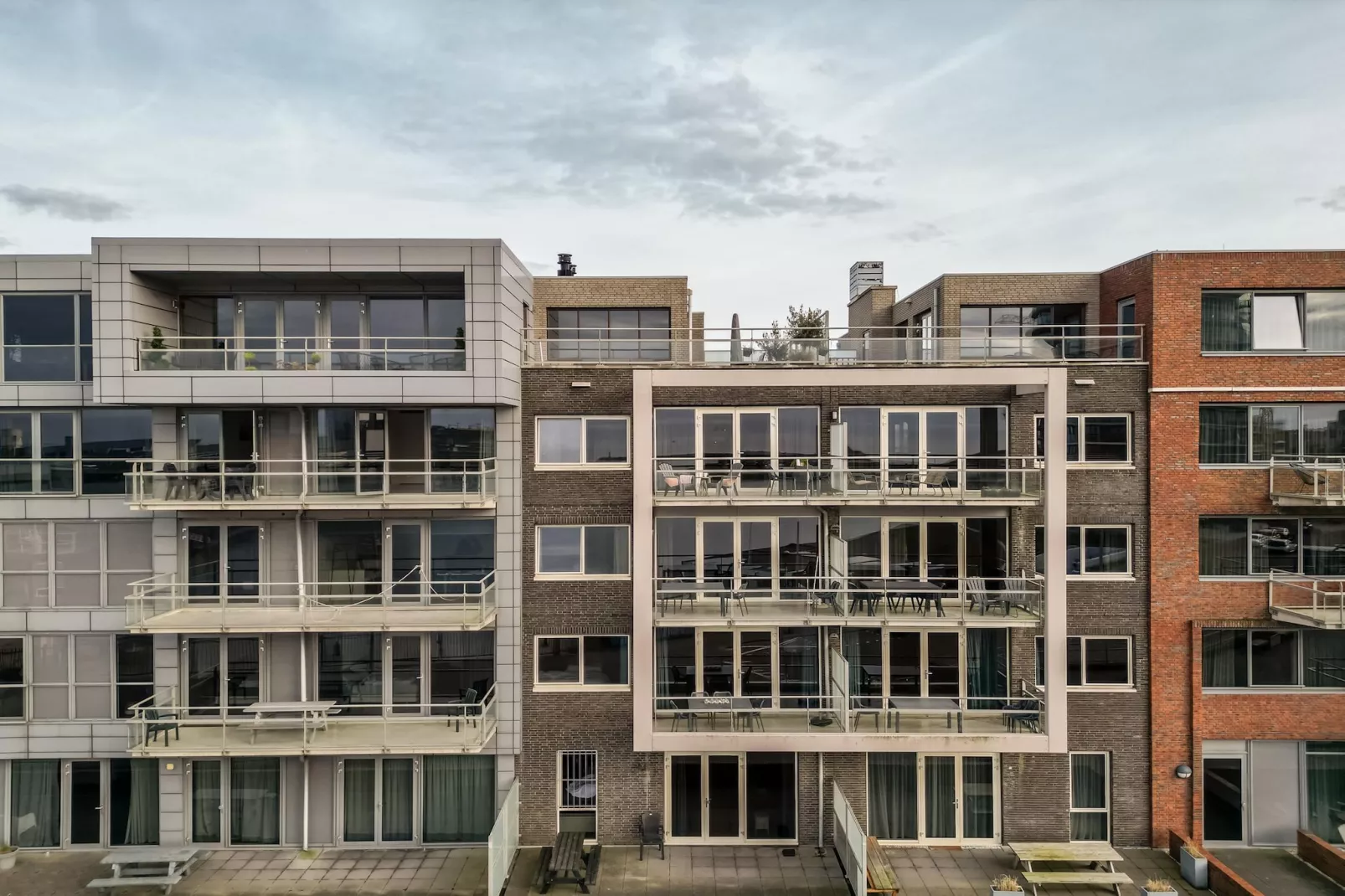 Scheveningen Harbour 50B - 10529596