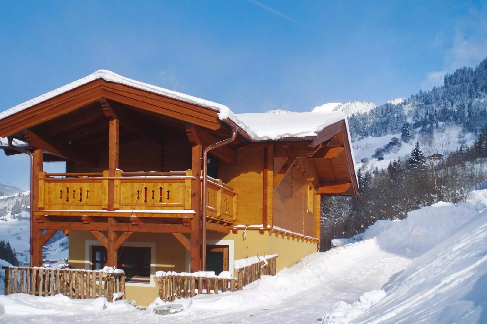 Lieslhütte-Außenbereich Winter