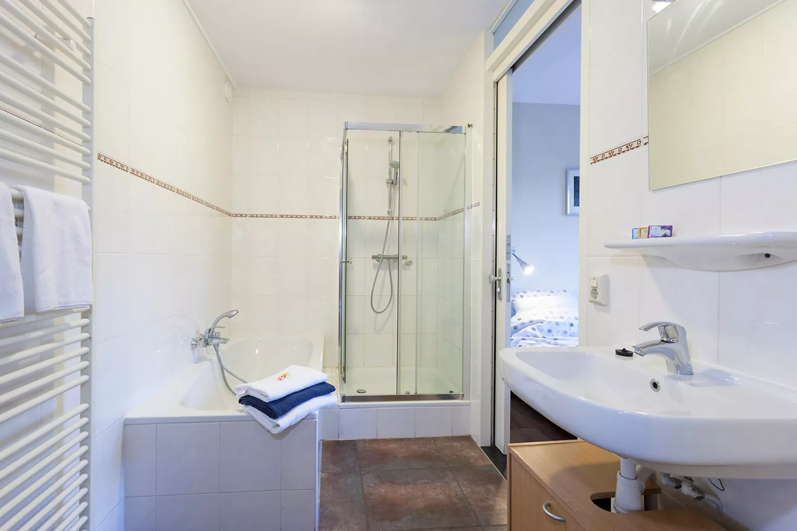 Andijk 15-Badezimmer