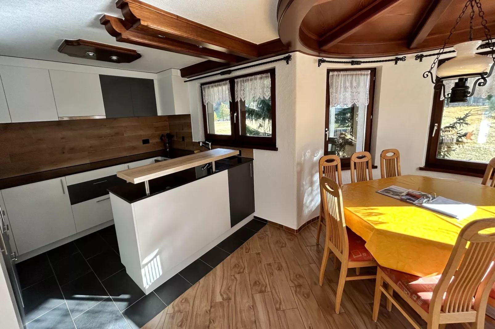 Chalet Sunstar große Wohnung-Cuisine