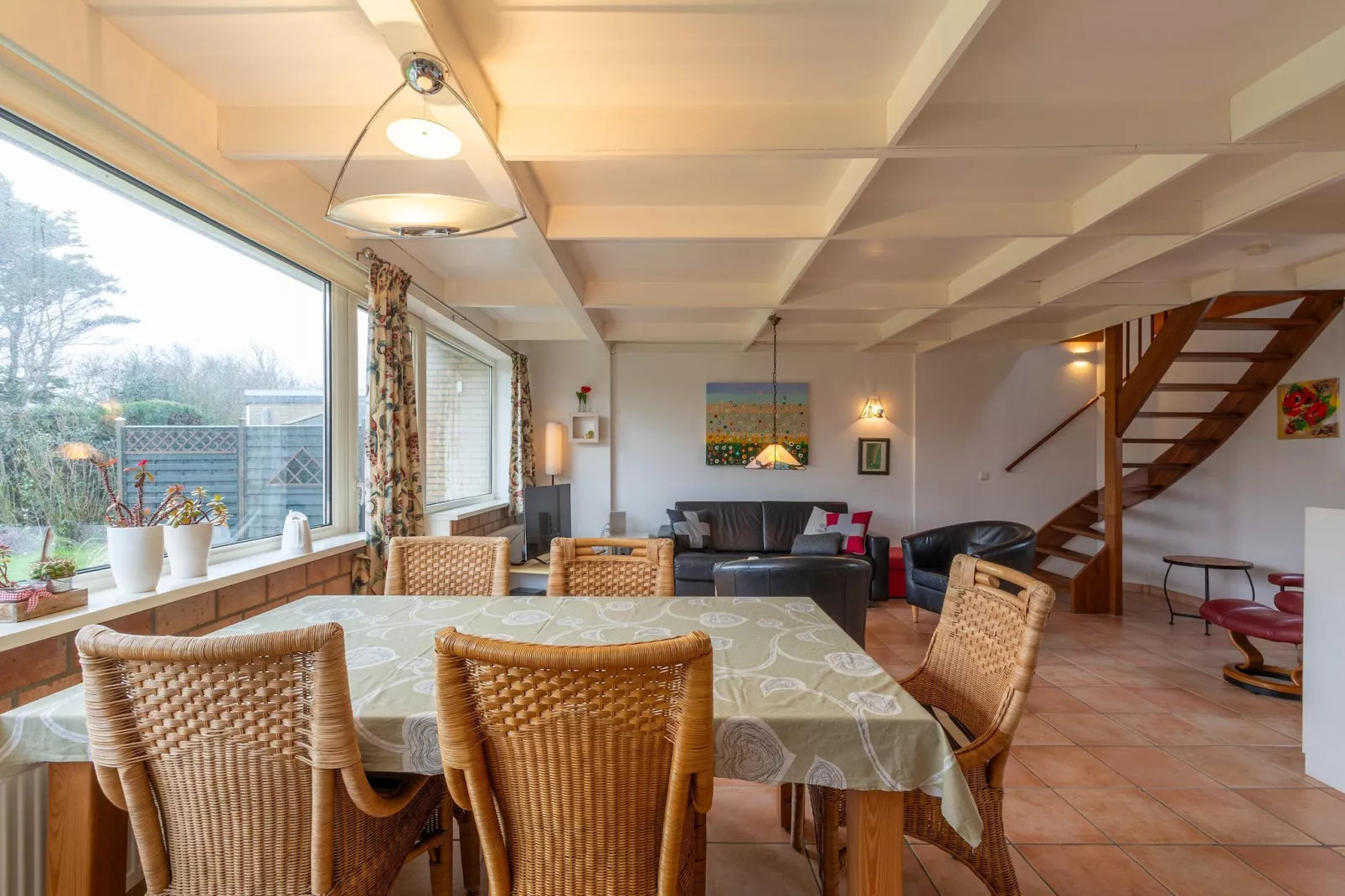 Garnekuul 15-Dining room