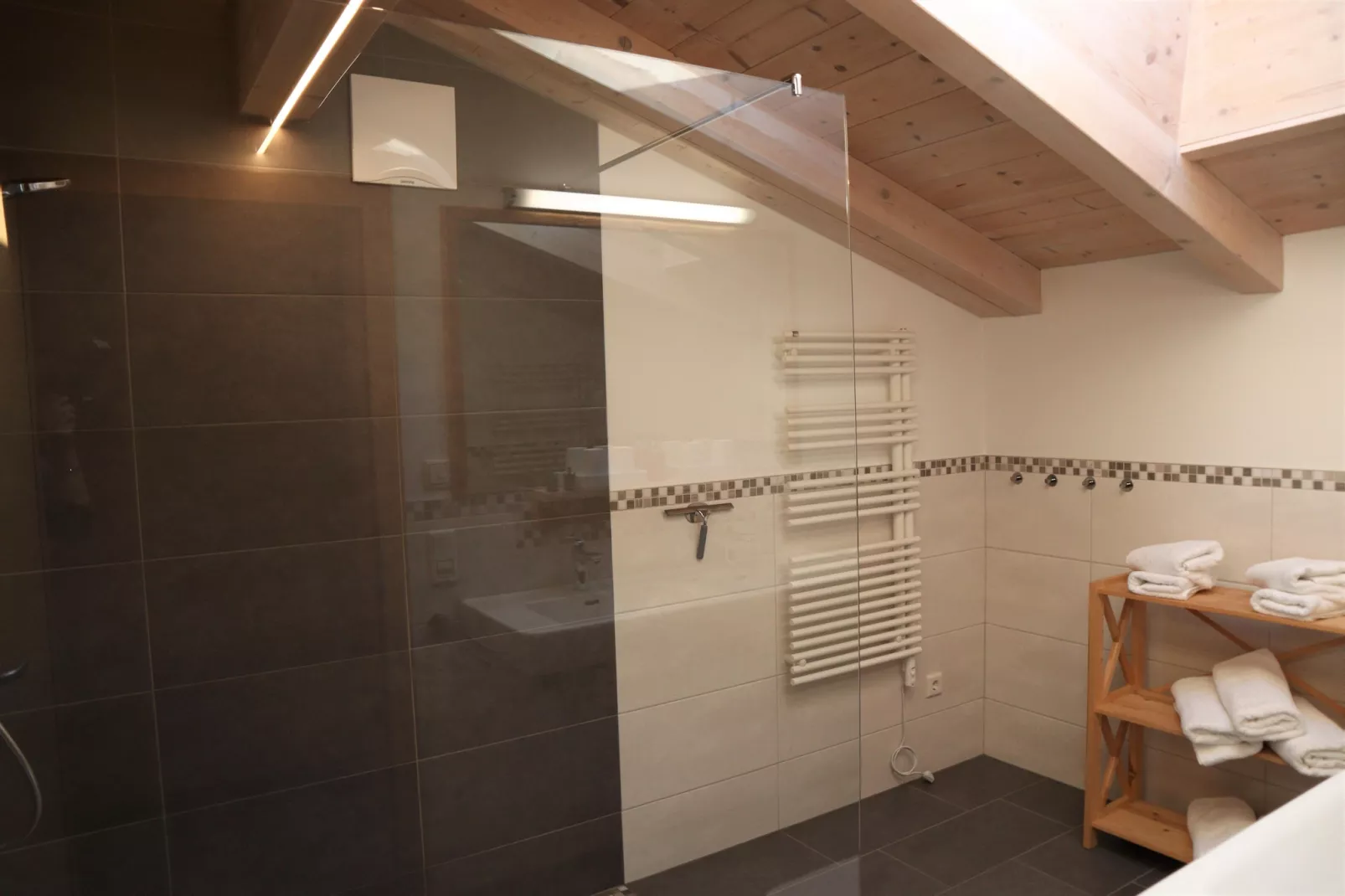 Apartment Rohregger-Bathroom