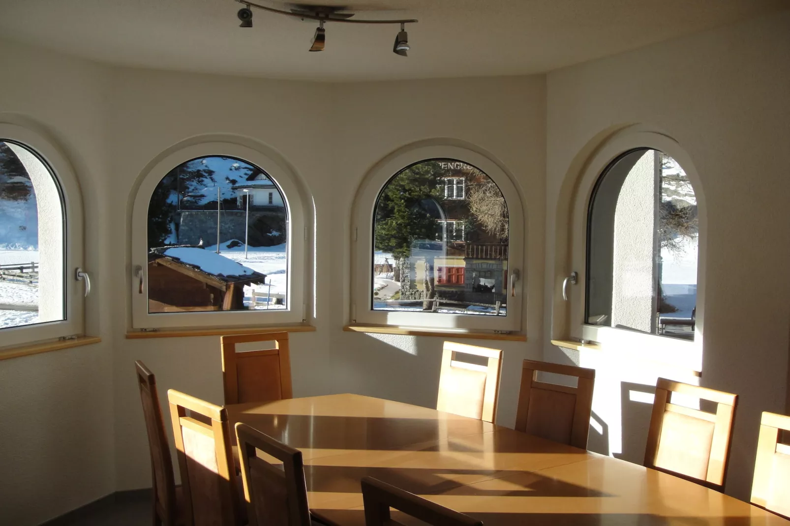 Haus Alpenstern Wohnung Trift-Dining room